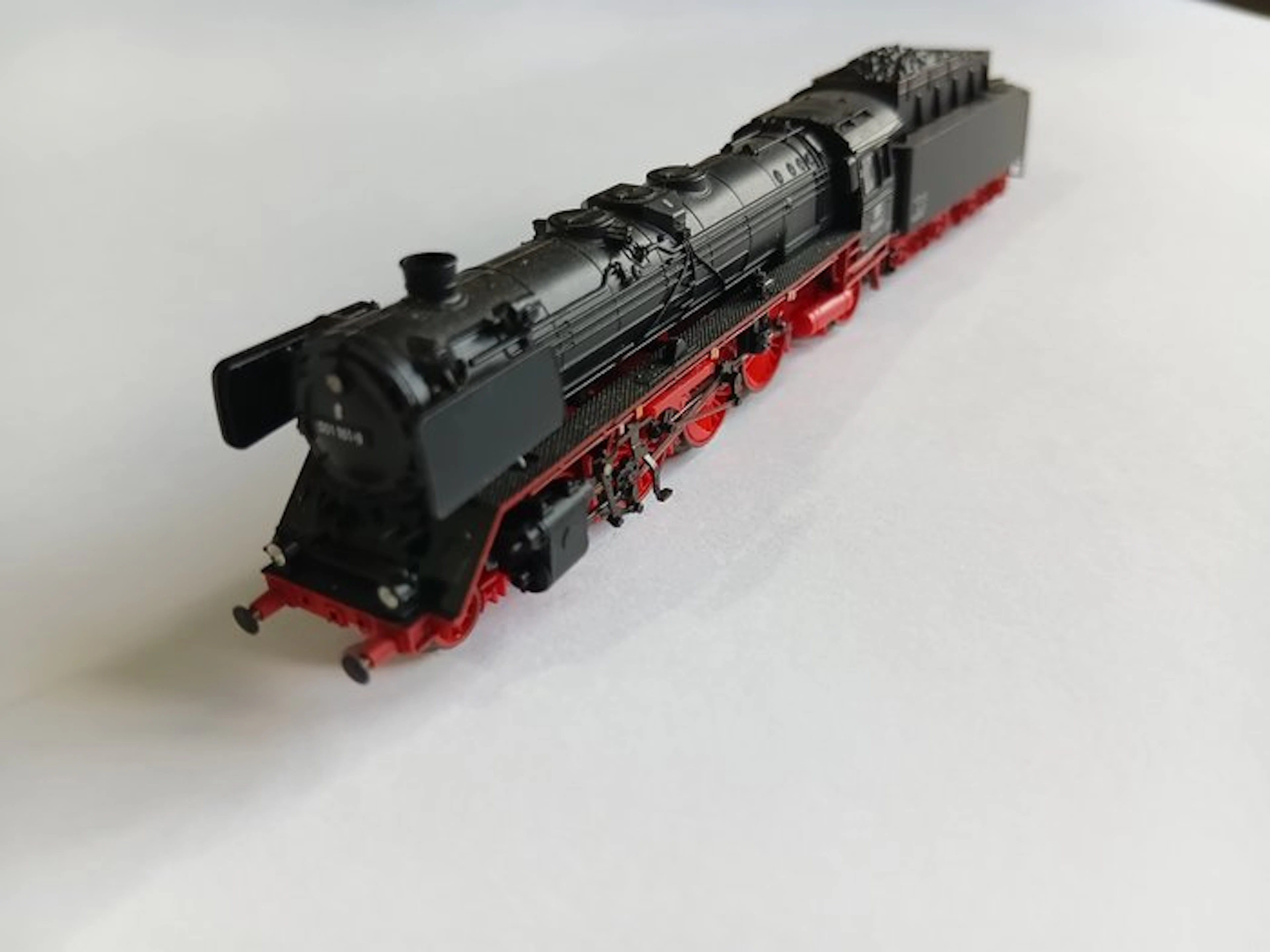 Minitrix N - 12438 - Steam locomotive with tender (1) - BR 001 - DB
