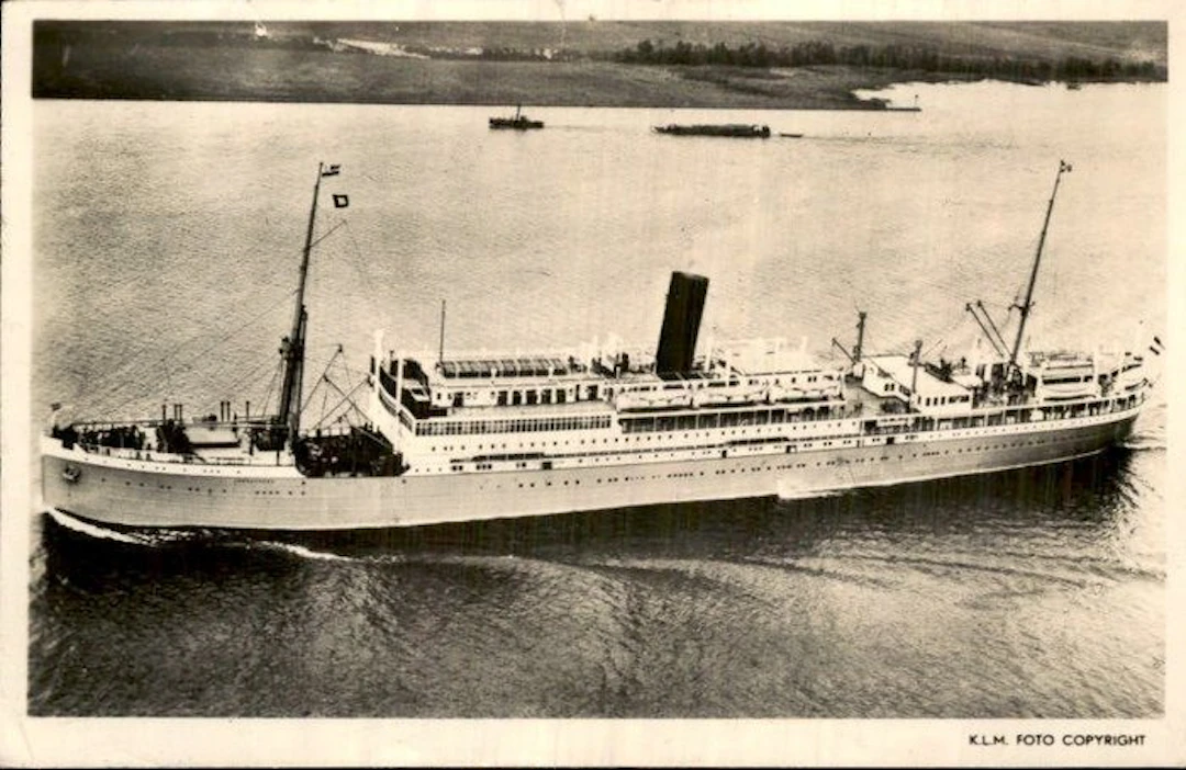 Ships/ boats - Postcard (149) - 1900-1999