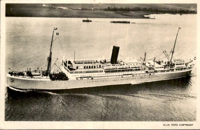 Ships/ boats - Postcard (149) - 1900-1999