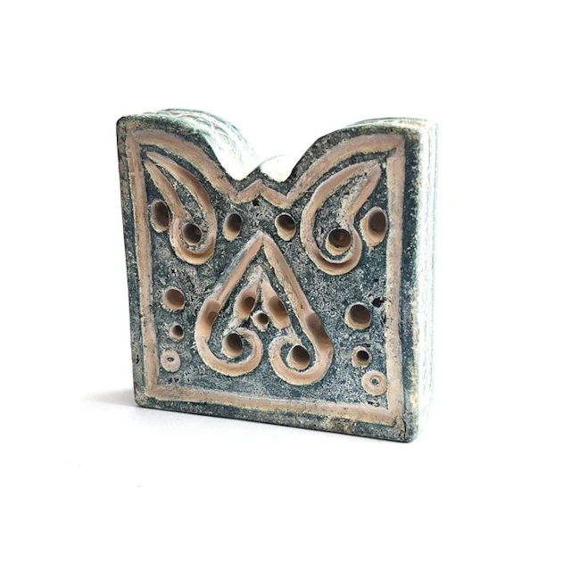 Ancient Central Asian Agate Chess Game Ciseled Tower Bead Element - 64 mm