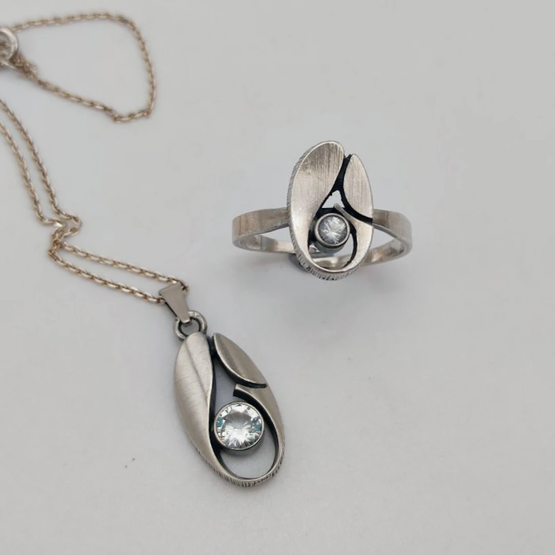 No reserve price - Finnfeelings - 2 piece jewellery set...