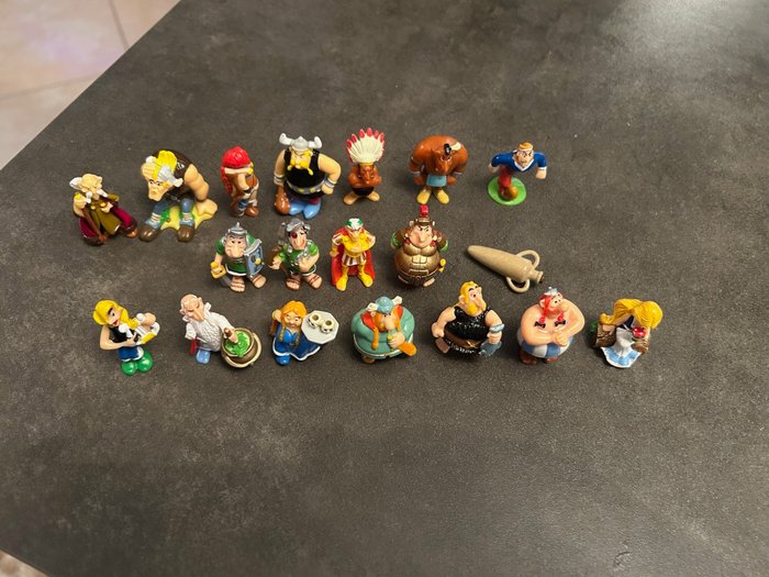 ANCIENNE FIGURINE PVC Asterix Et Obelix V6 EUR 4,99 - FR