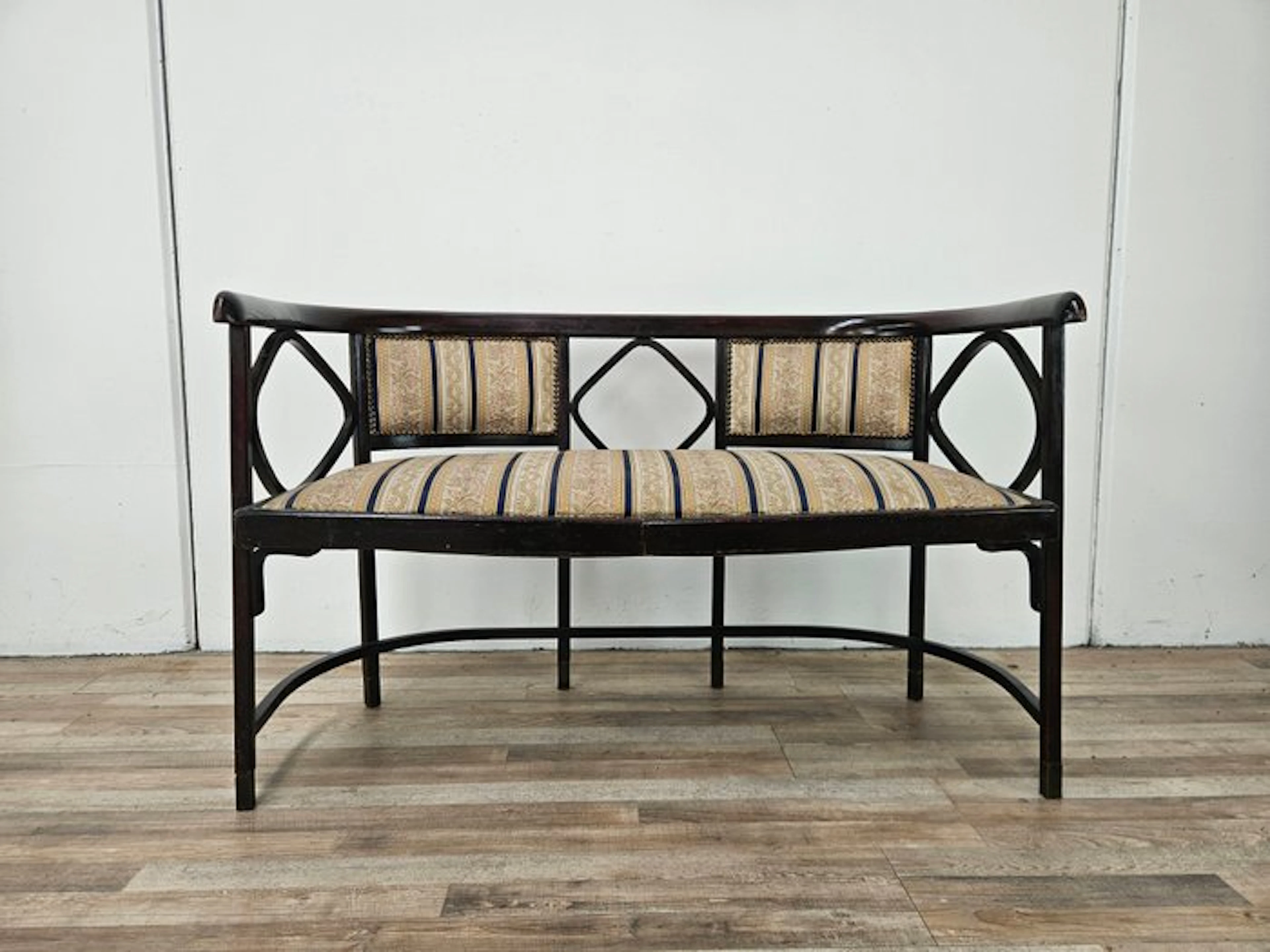 Antonio Volpe - Sofa - Beechwood sofa No. 215 by Antonio Volpe - Beech, Textile