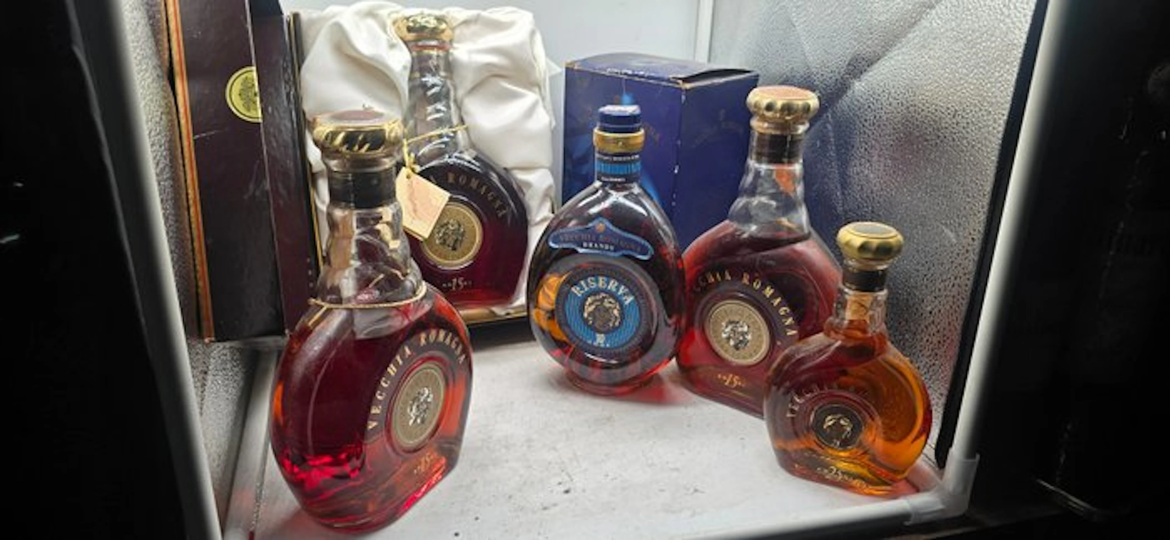 Vecchia Romagna - Collection - b. 1970s, 1980s - 70cl, 250cl - 5 bottles