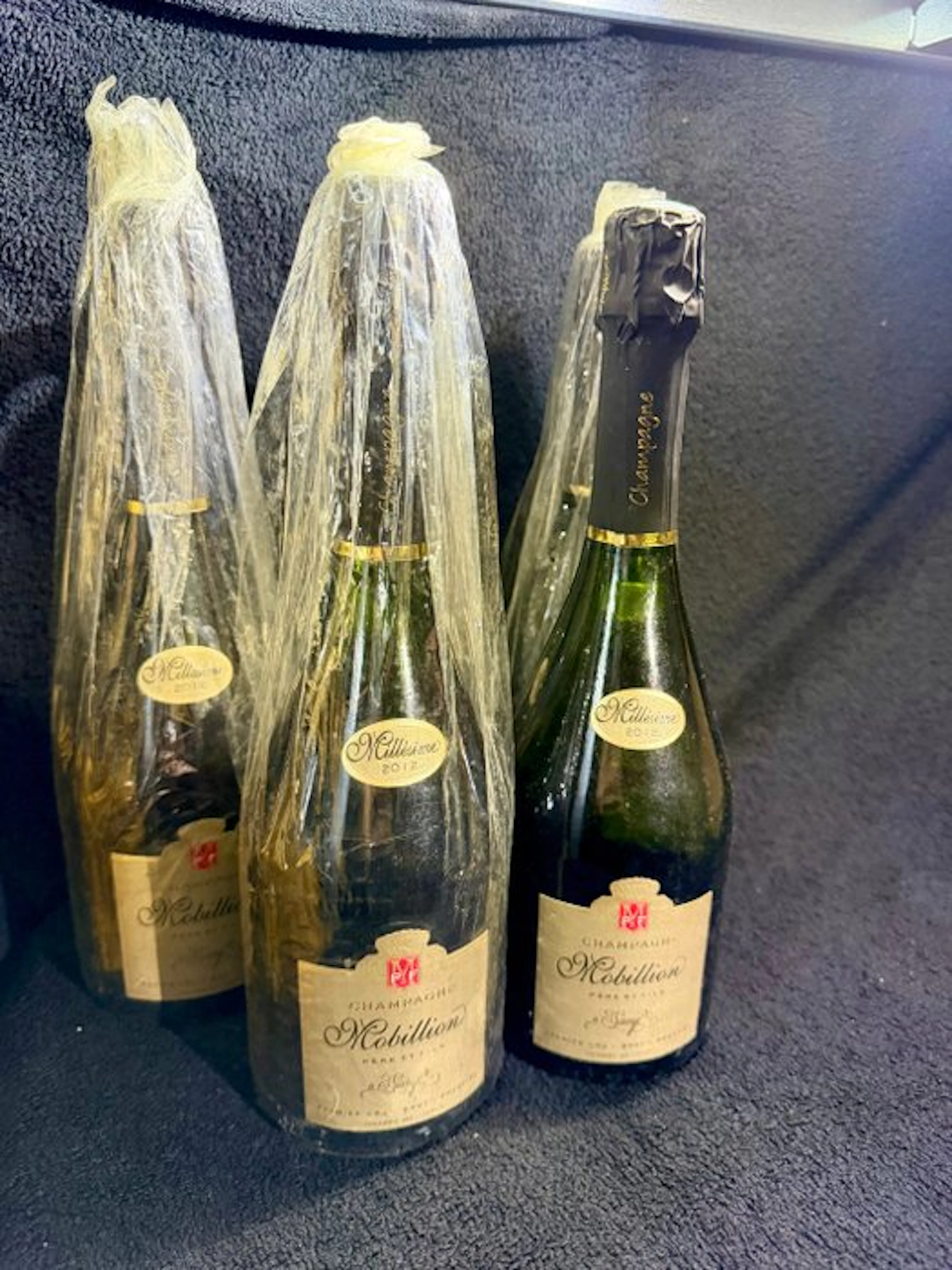 2012 Mobillion - Champagne Premier Cru, Brut, Millésime - 5 Bottles (0.75L)