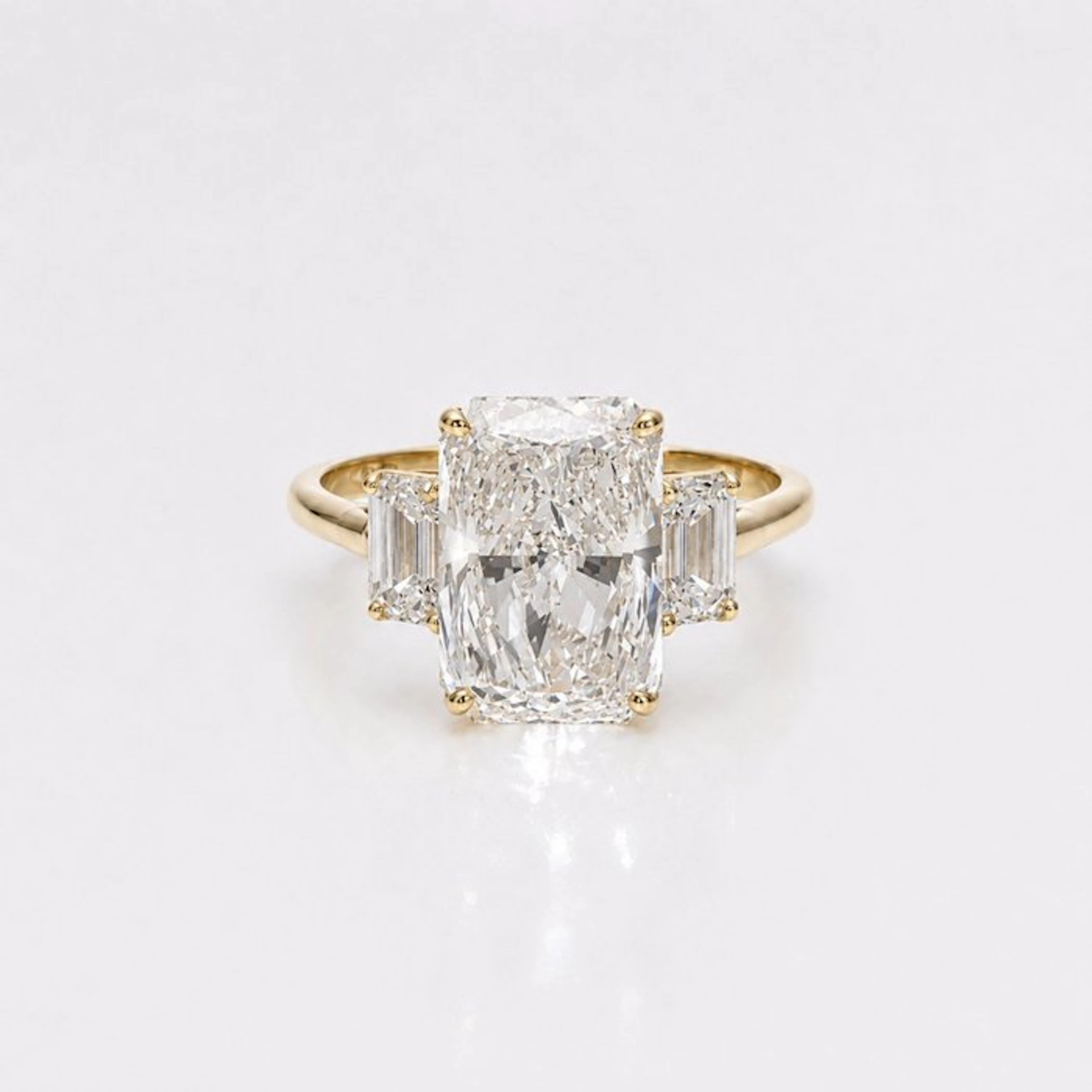 Ring - 14 kt. Yellow gold - 7.13ct. tw. Diamond (Lab-grown) - Diamond