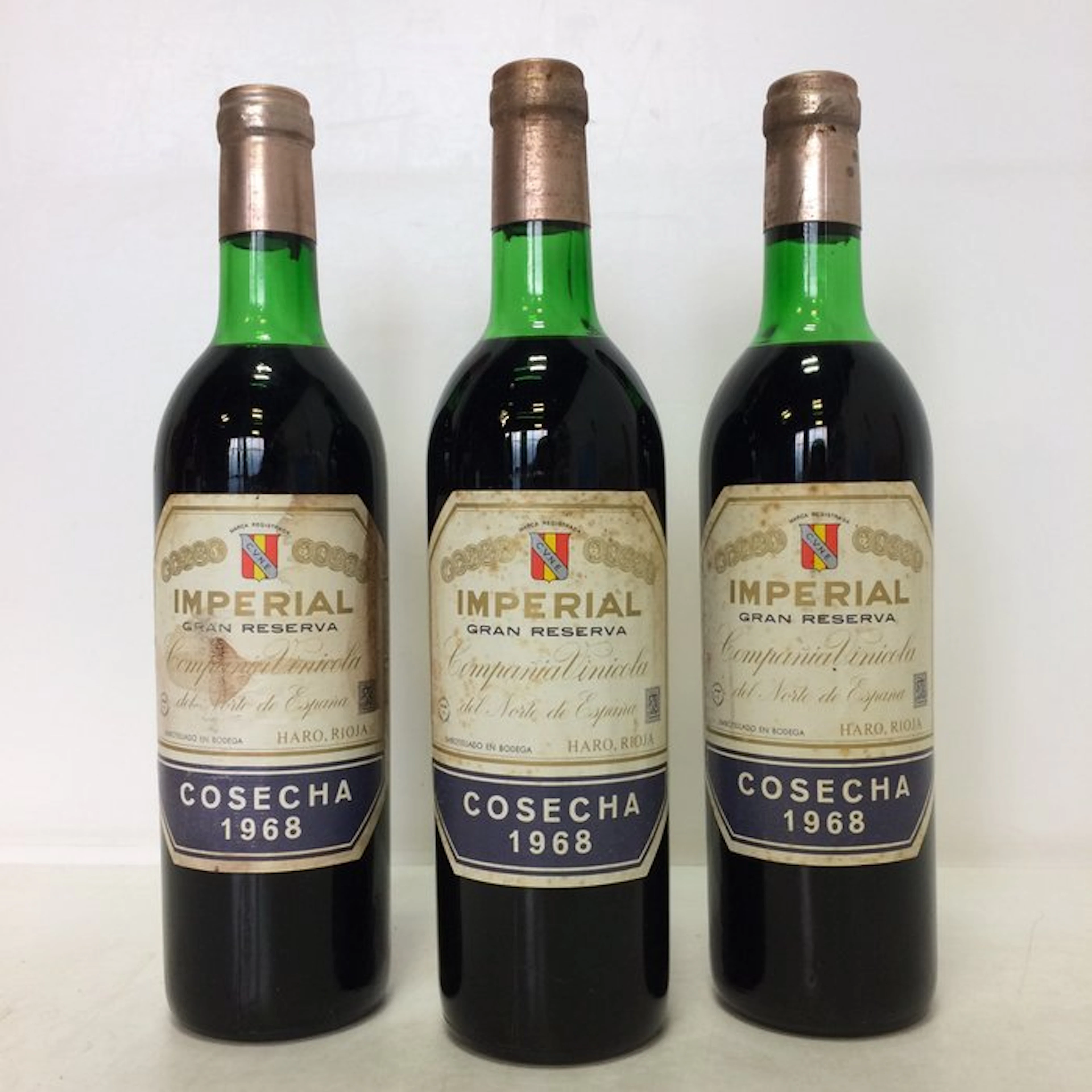 1968 C.V.N.E. Imperial - Rioja Gran Reserva - 3 Bottles (0.75L)