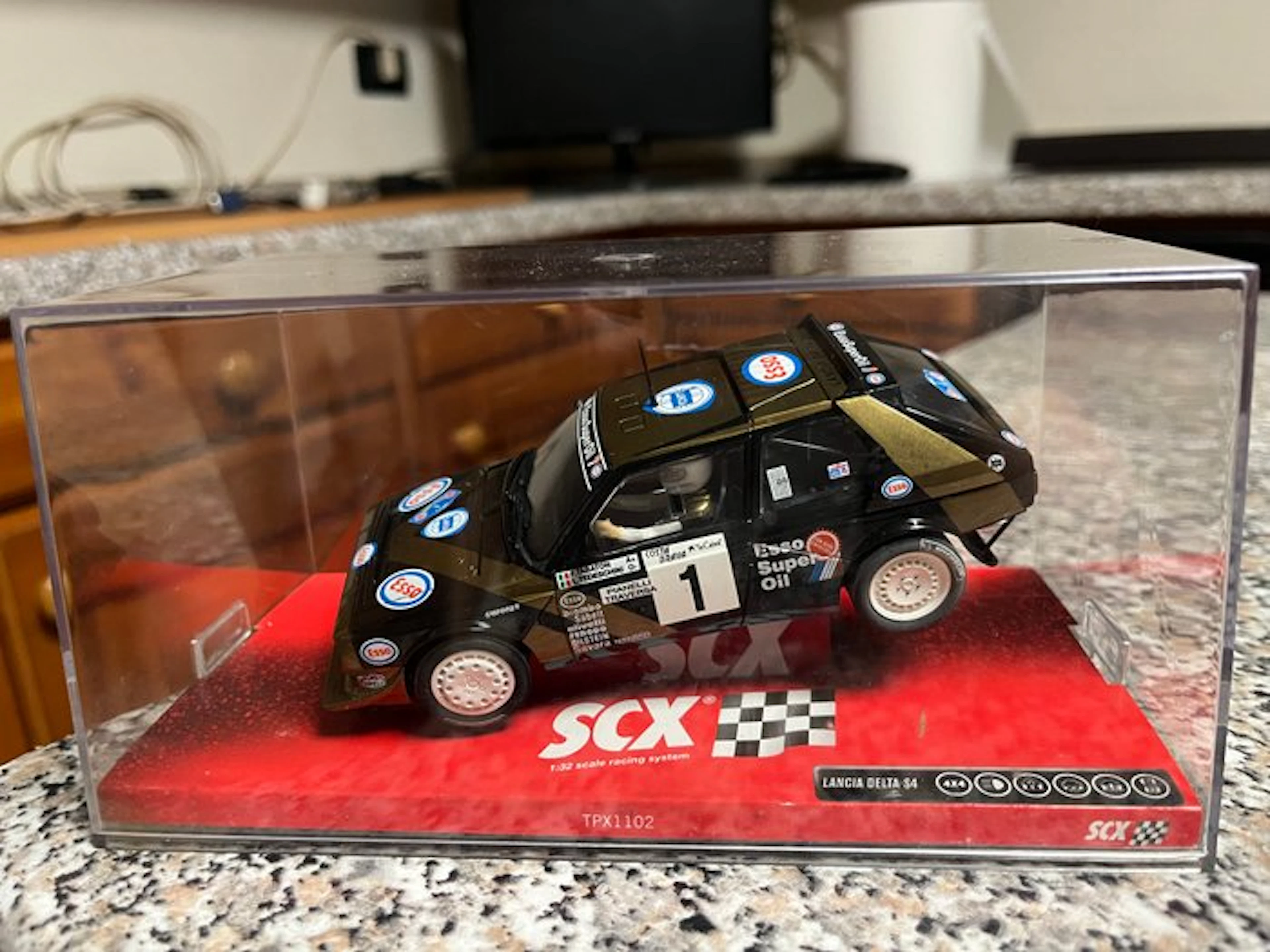 SCX 1:32 - Model sports car - Lancia Delta S4