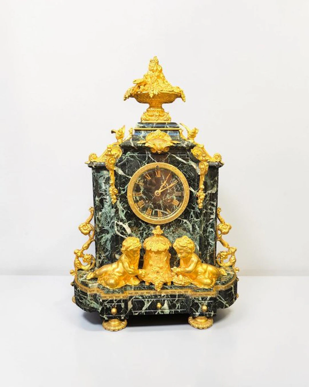Table clock Louis XVI Style - Gilt bronze - 1850-1900 - Very Rare