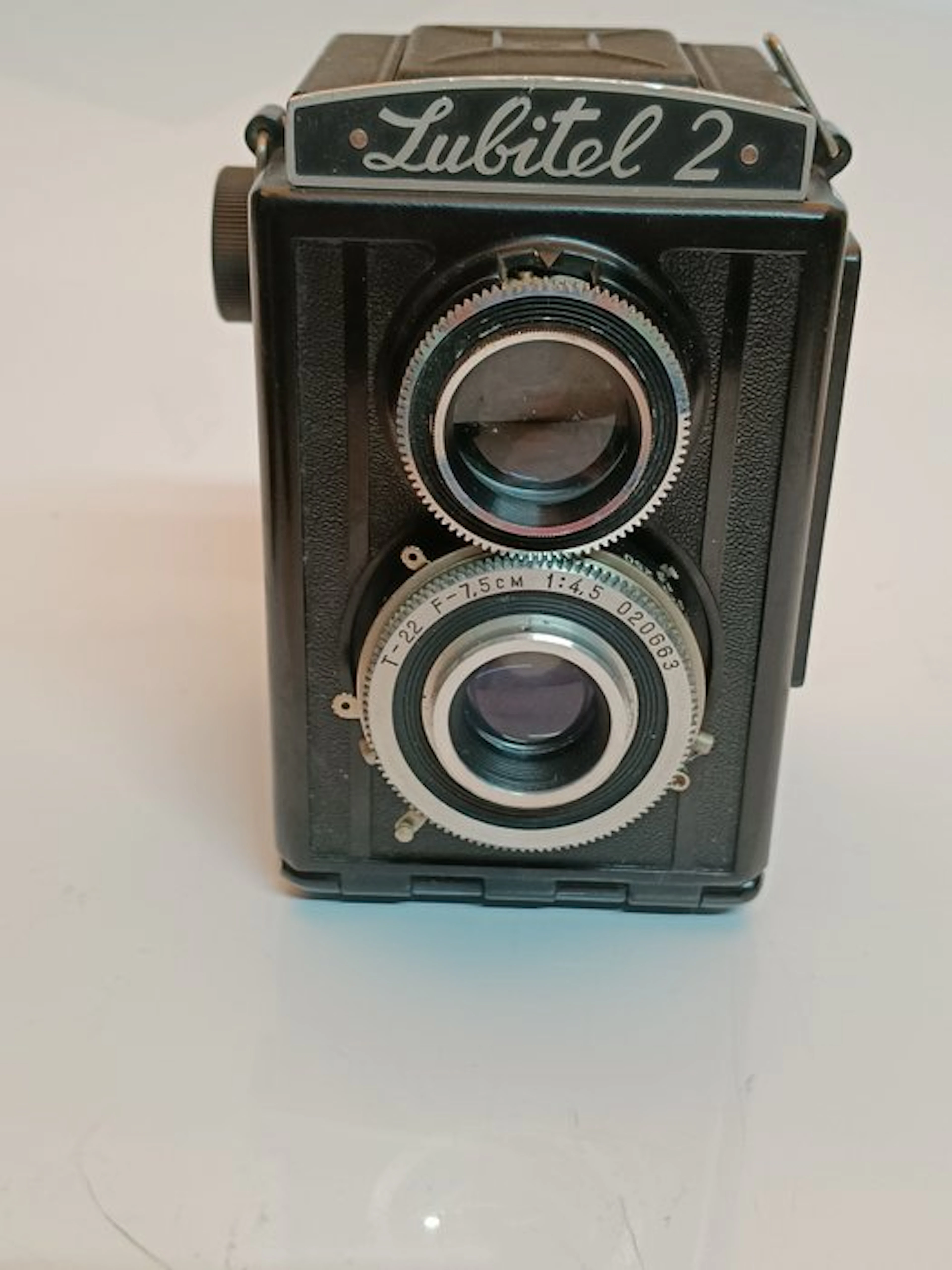 Lubitel 2 6x6 120 / medium format camera (No reserve price)