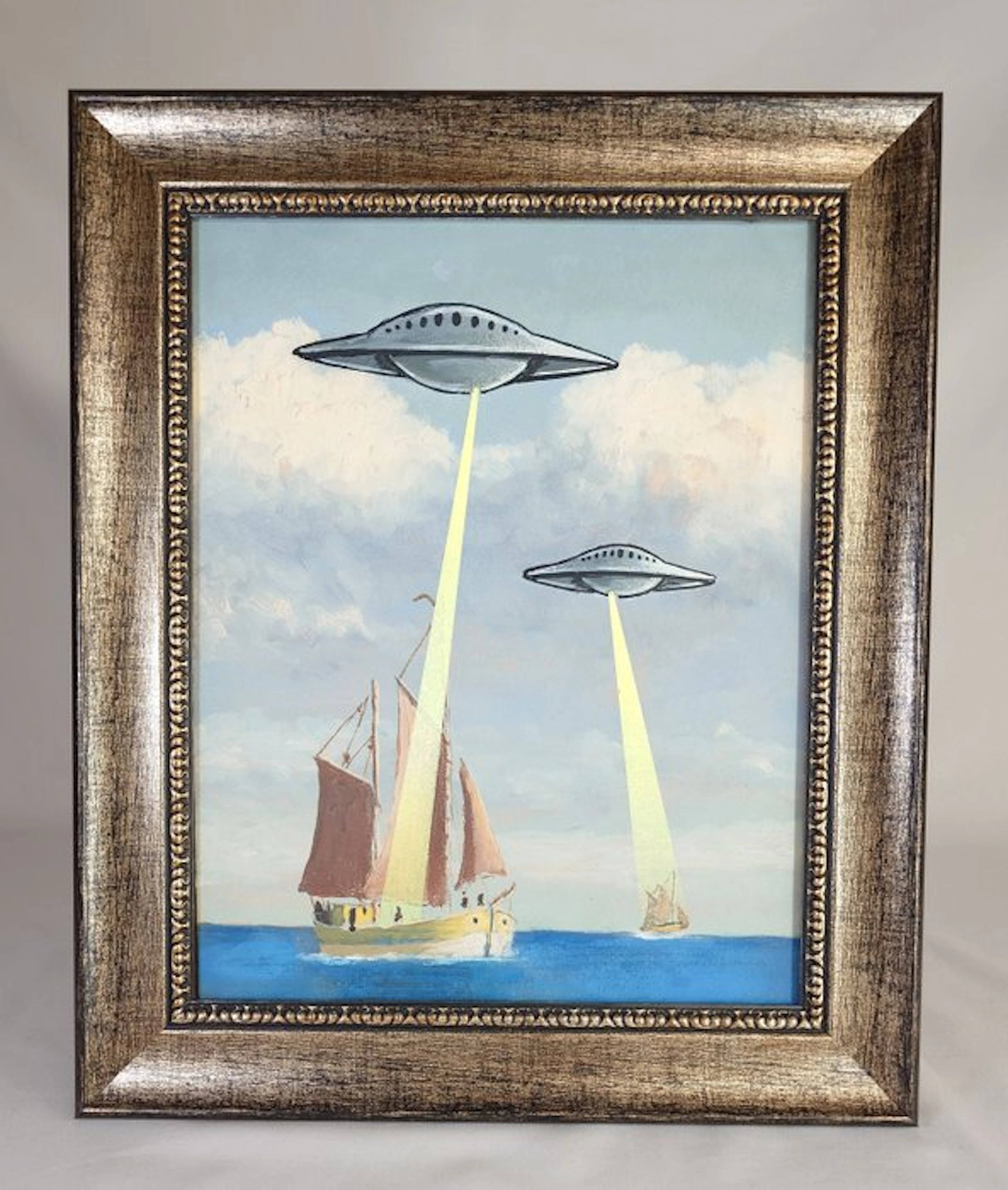 Fictional World (1980) - Banksy´s Glowing UFO Invasion