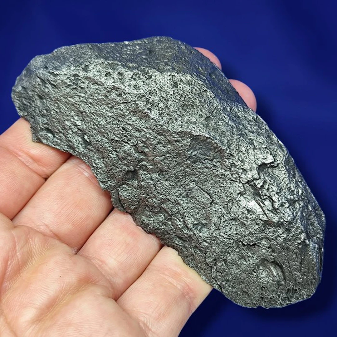 NO RESERVE PRICE!- Sculptural IRON METEORITE Campo del Cielo (Argentina