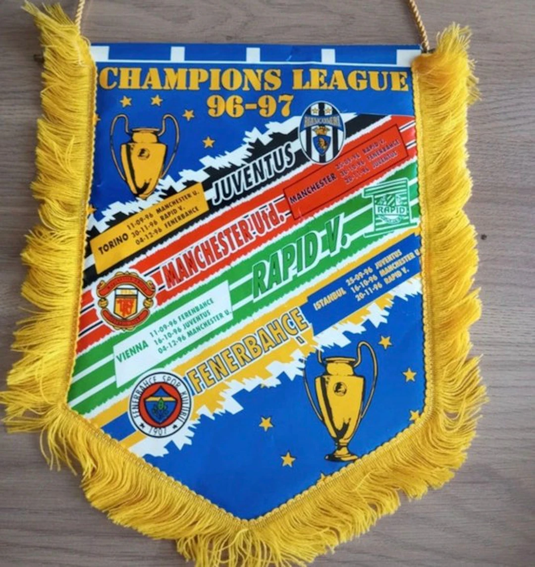 Juventus - UEFA Champions League - 1996 - Flag / pennant