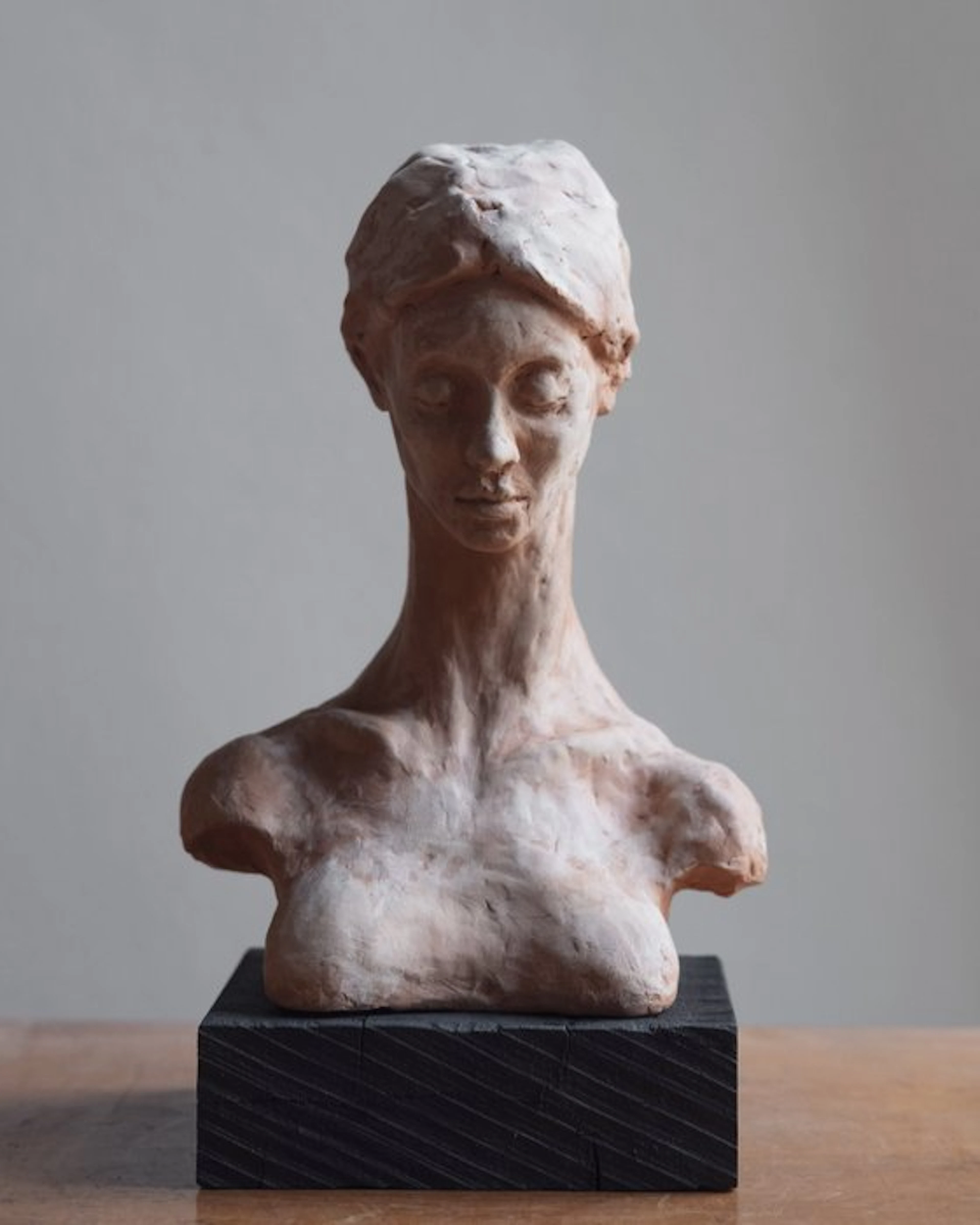 Arcangelo Ambrosi - Busto femminile