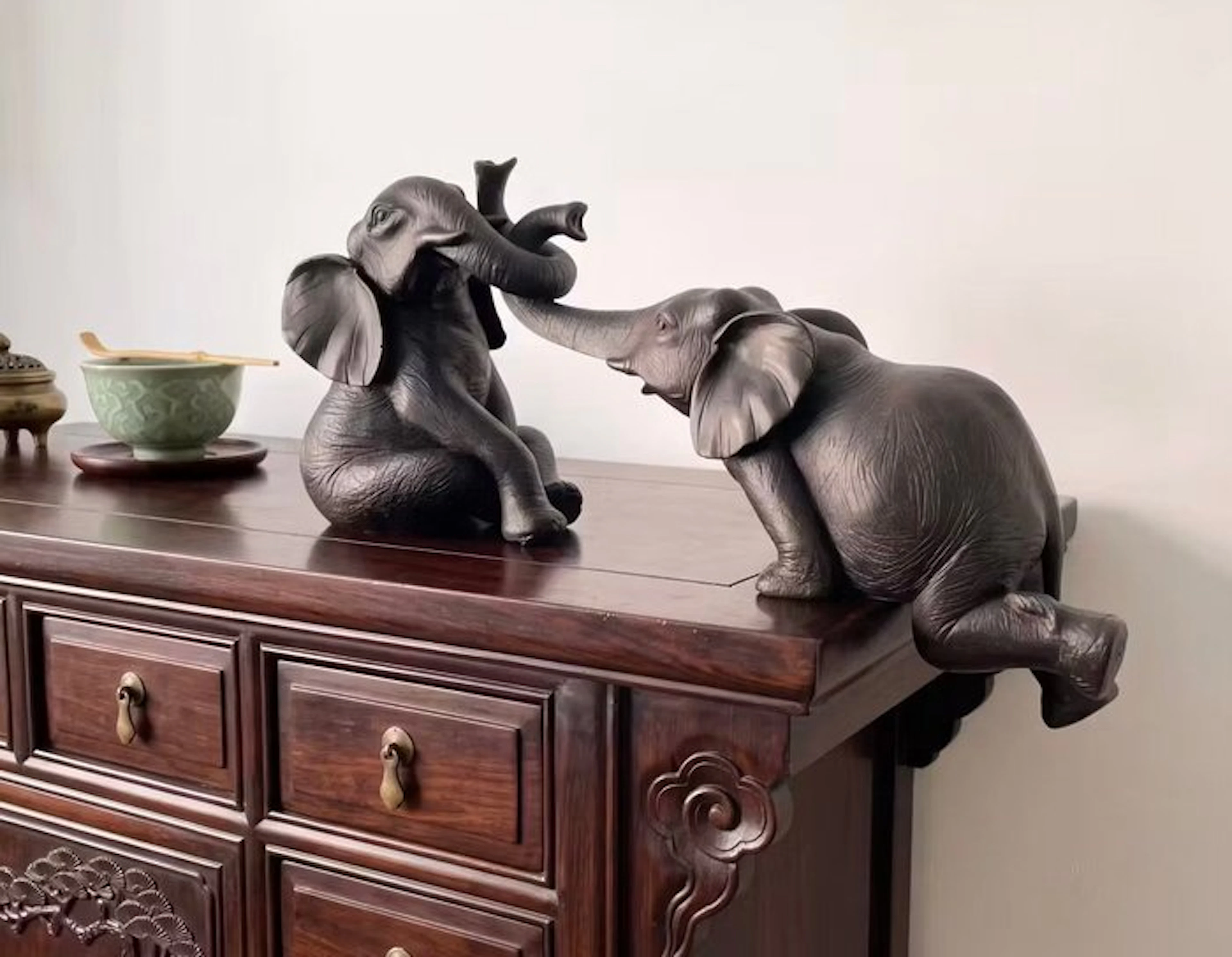 Statue, Twee olifanten (Zonder Minimumprijs) - 21.5 cm - Resin