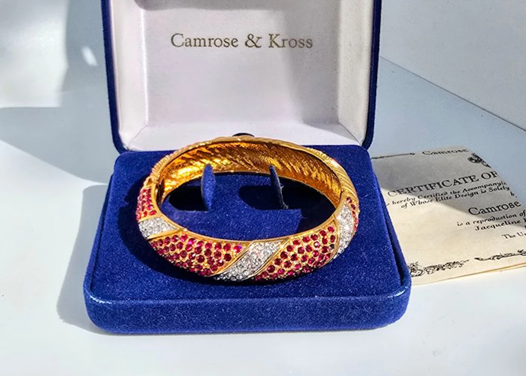 Camrose & Kross - exactly replica of the Ruby Tiffant&Co...