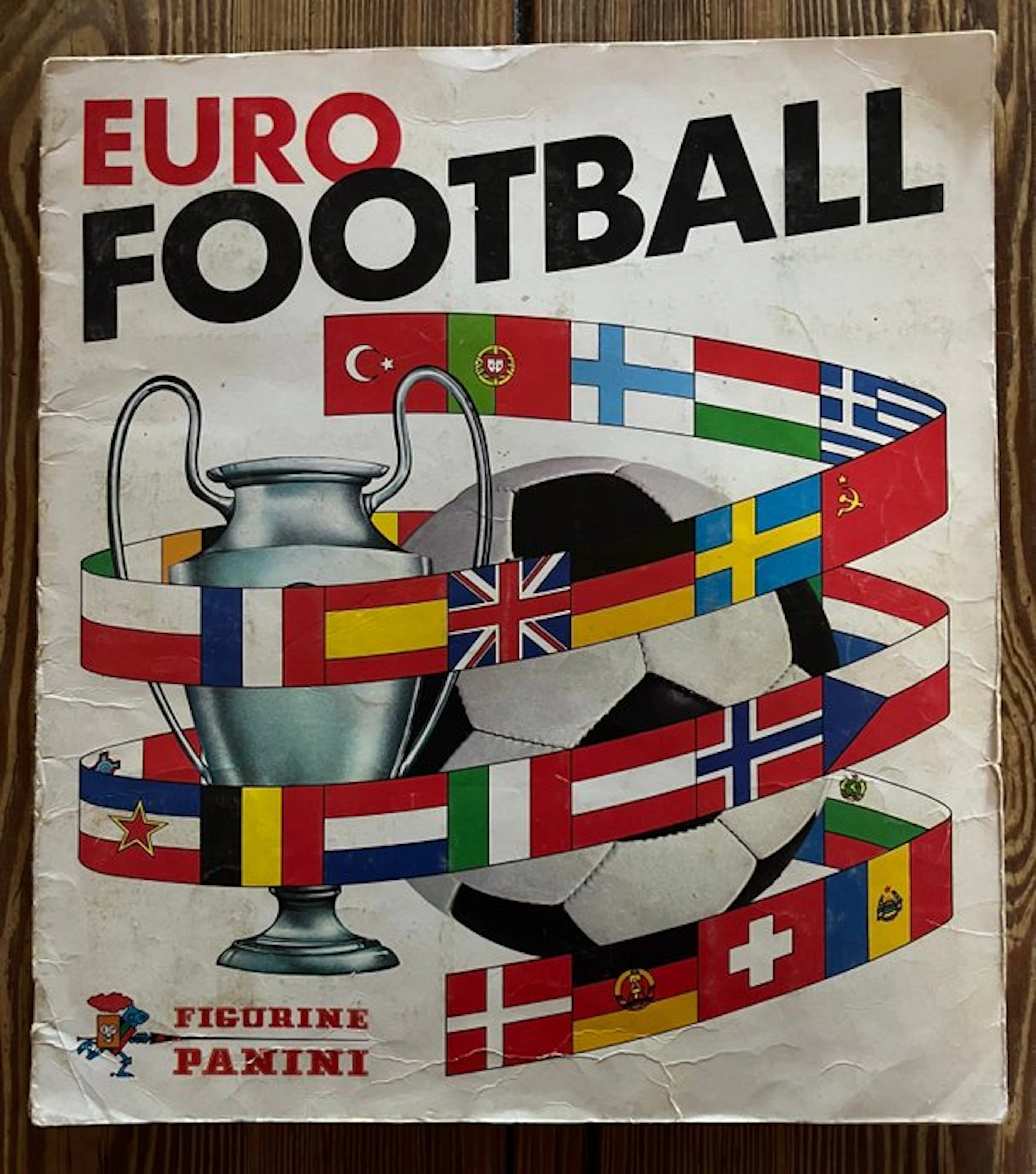 1976/77 Panini Sticker album - Good (GD)