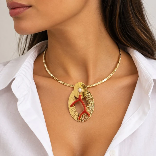 Coral - Silver - Necklace - artisanal craftsmanship