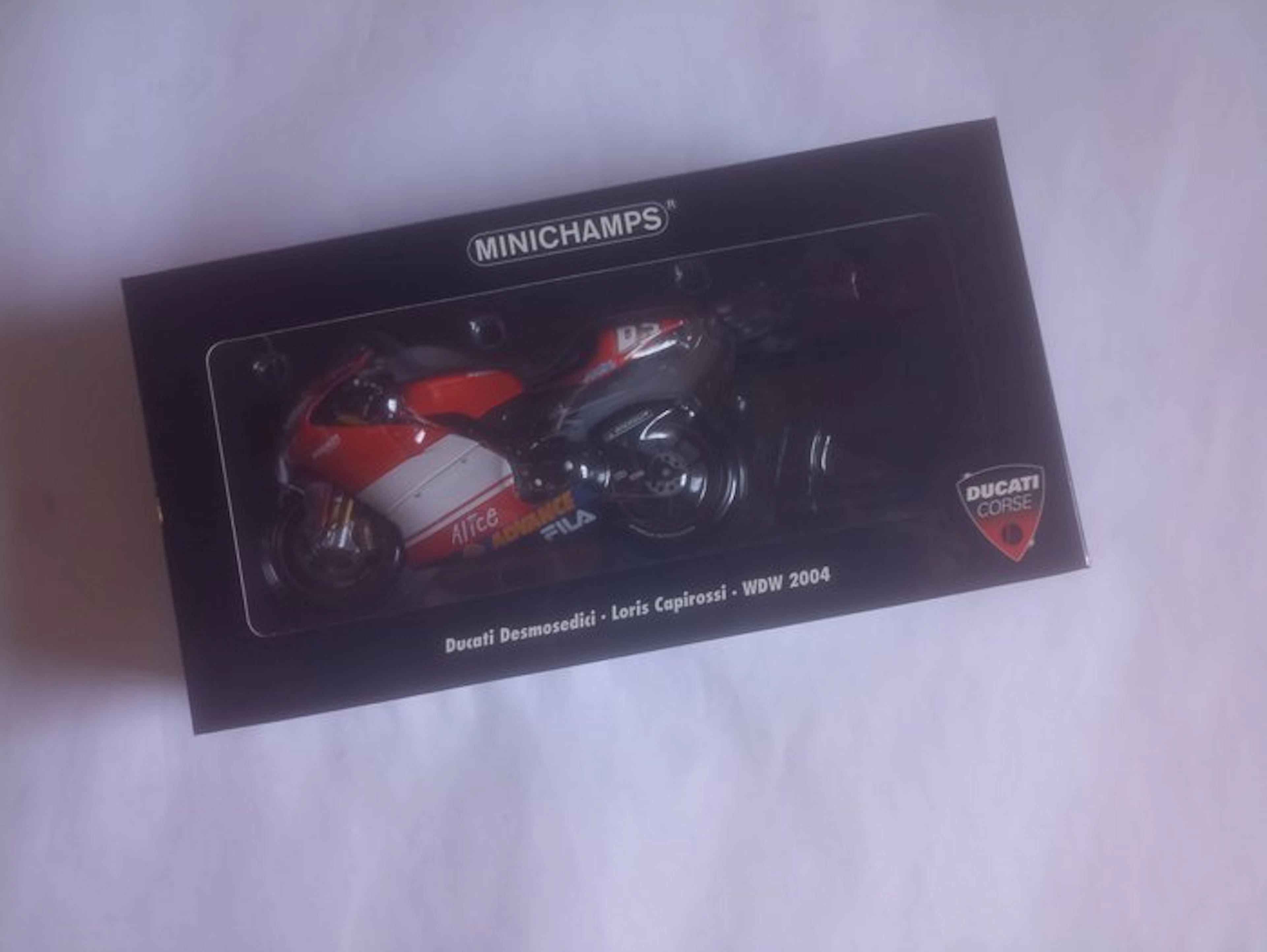 MiniChamps 1:12 - Model motorcycle - Ducati Desmosedici - MotoGP