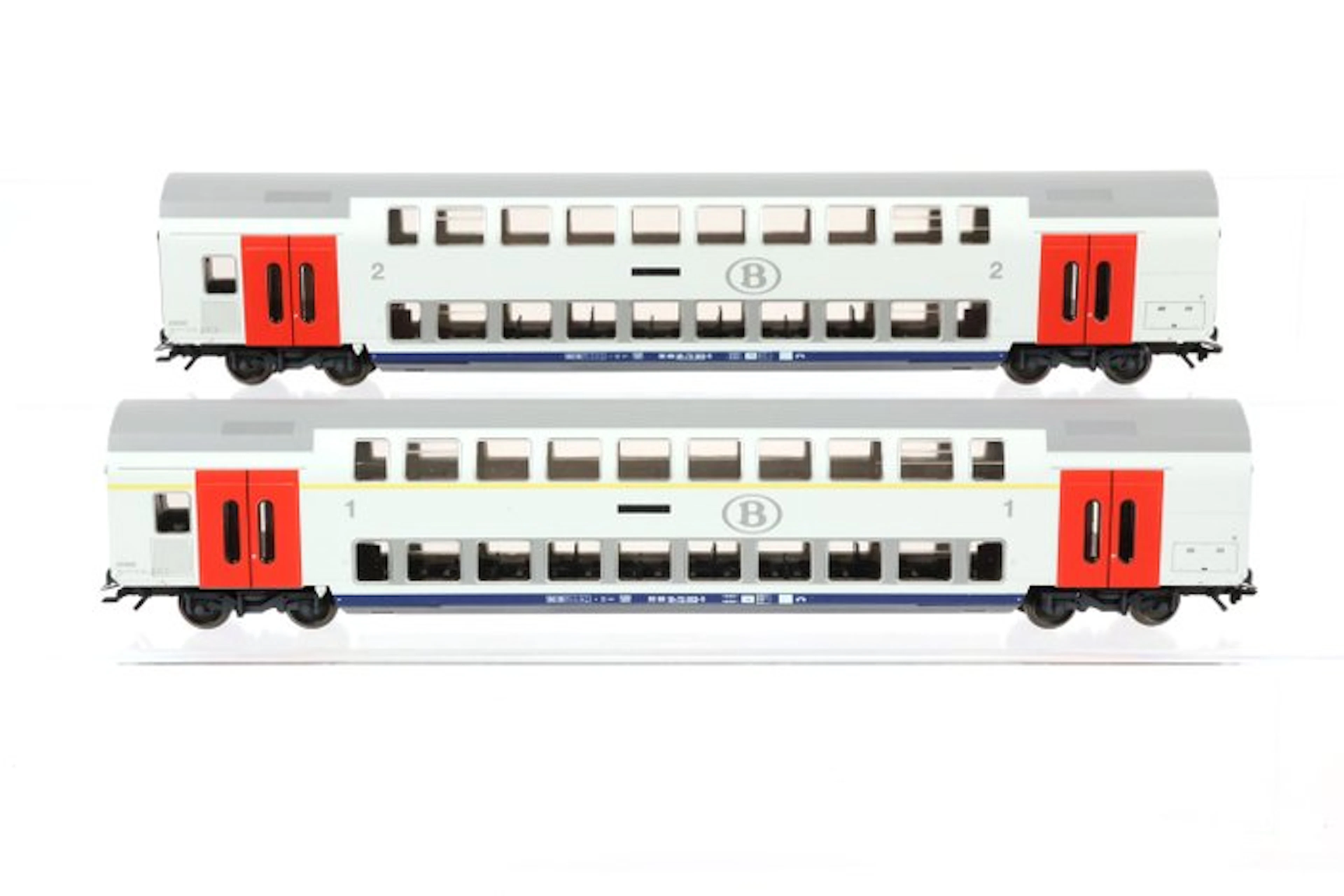 Märklin H0 - Model train passenger carriage (2) - Two M6...
