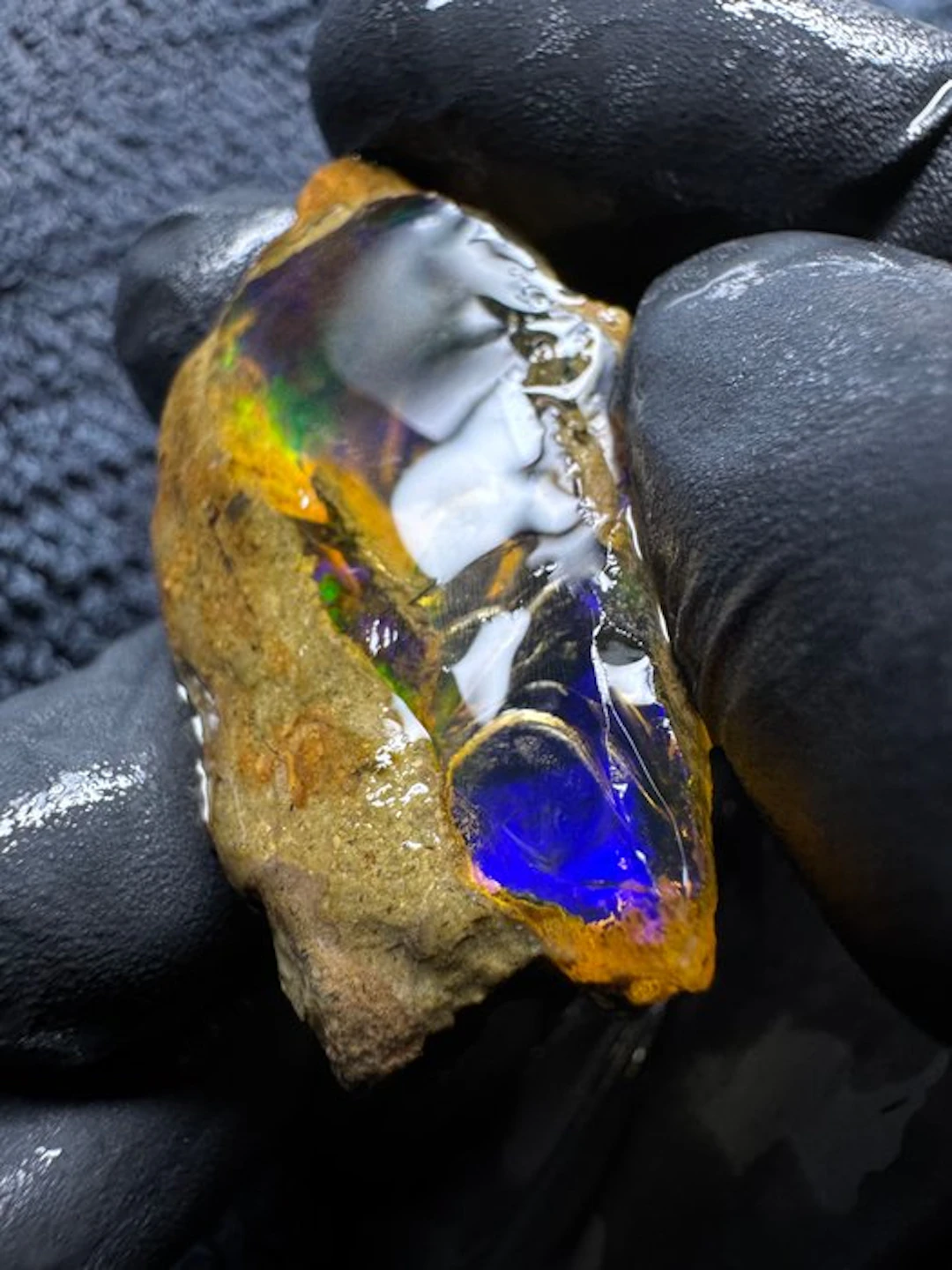 Opal Rough- 8.5 g