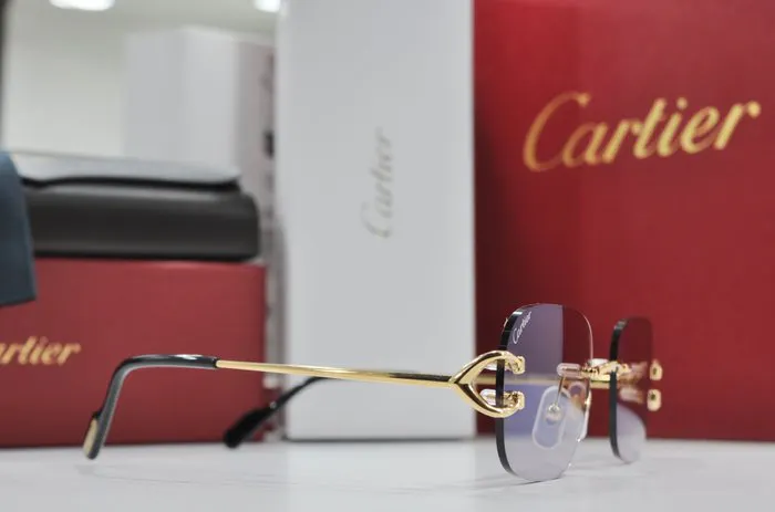Cartier - Nuovi Cartier Rimless Piccadilly Big C Decor in... | Barnebys