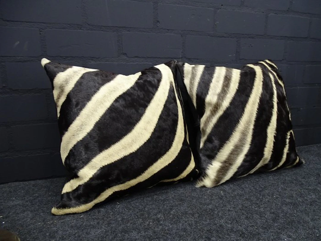 real zebra skin covers - Cushion (2)