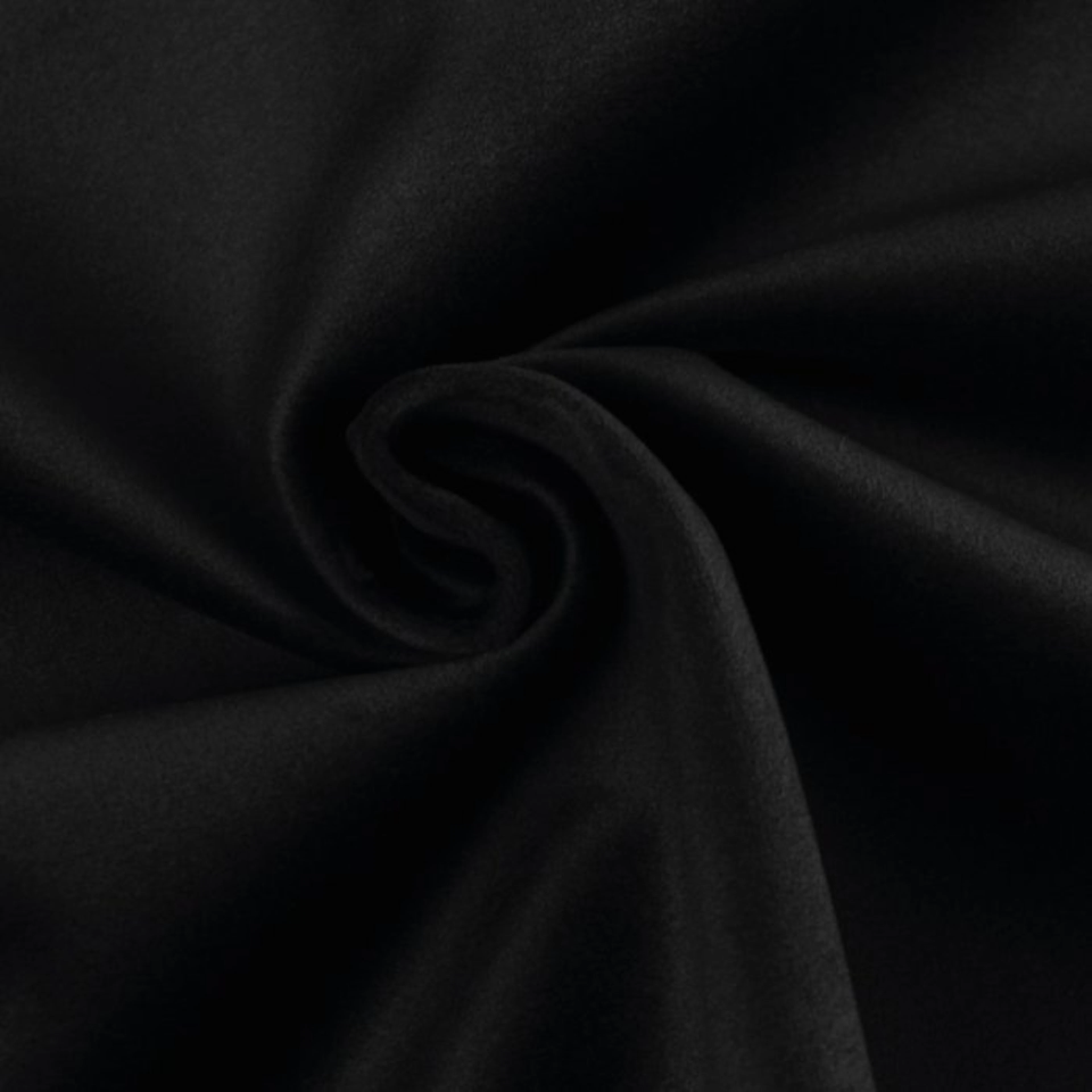 5.00 x 1.40 meters Exclusive high-quality soft velvet...