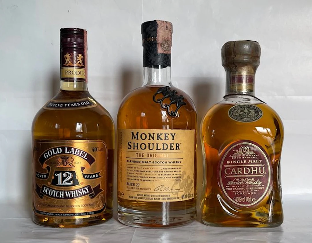 Gold Label 12yo + Monkey Shoulder + Cardhu 12yo - 70cl - 3 bottles