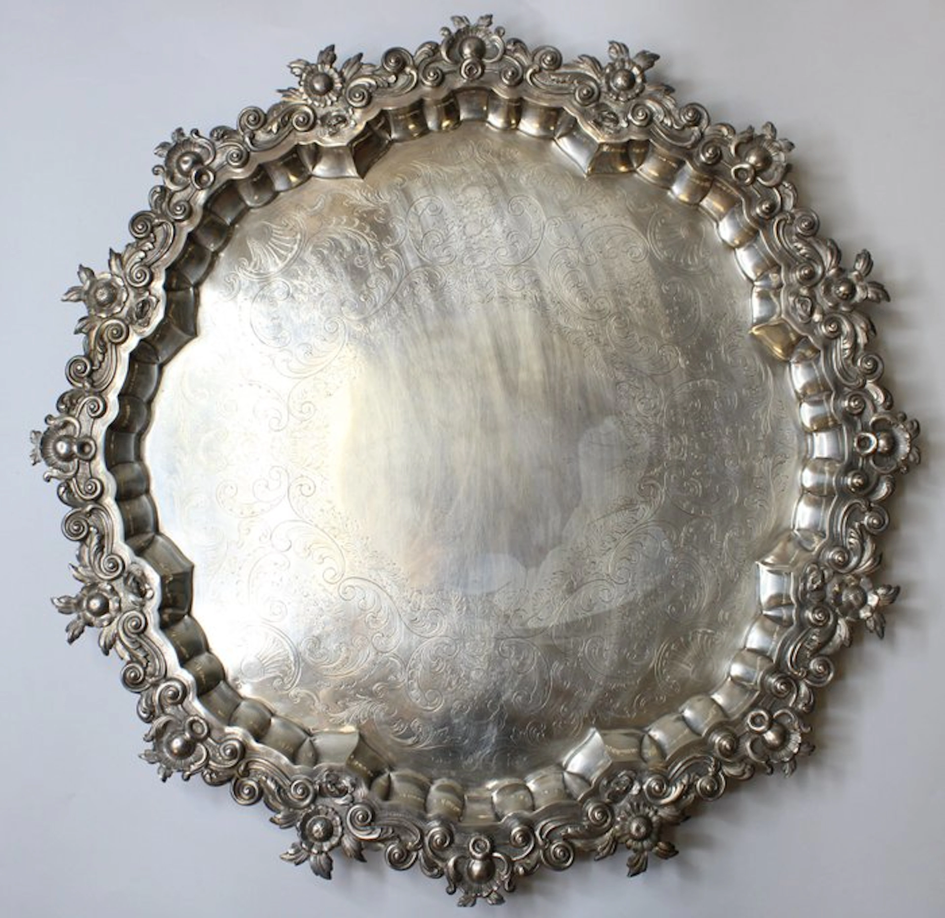 PEDRO MUÑOZ - Dish - Silver