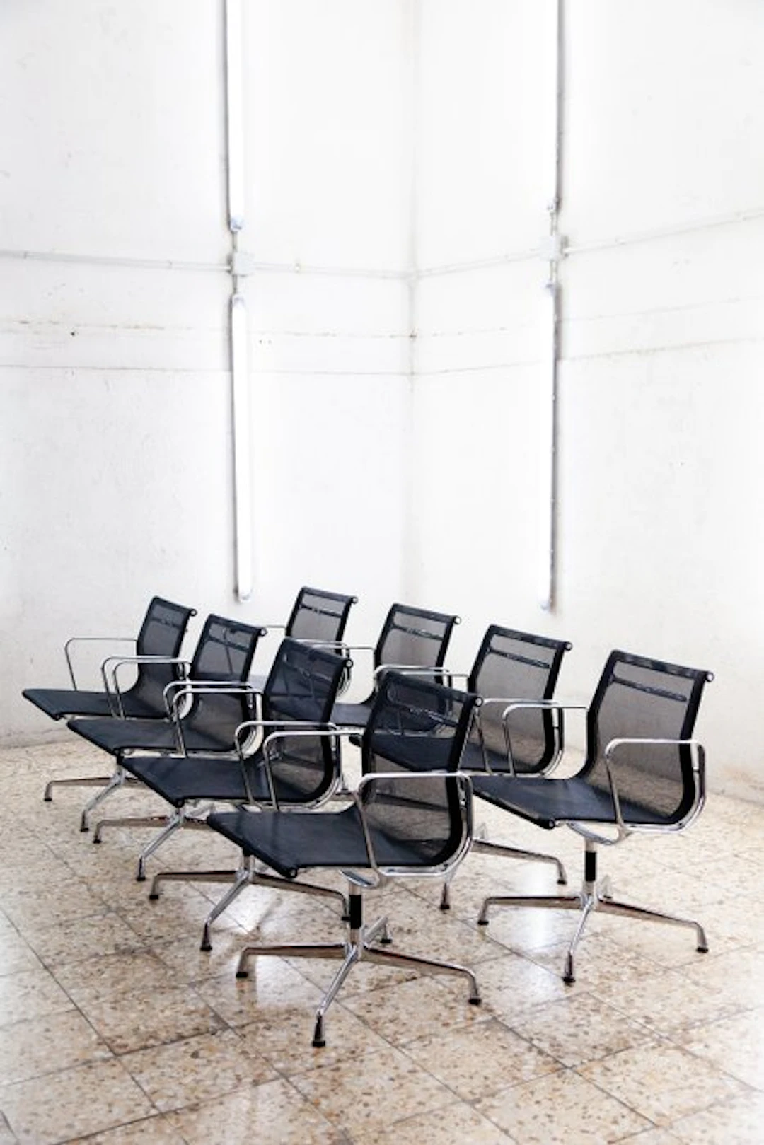 Vitra - Charles & Ray Eames - Office chair (8)...