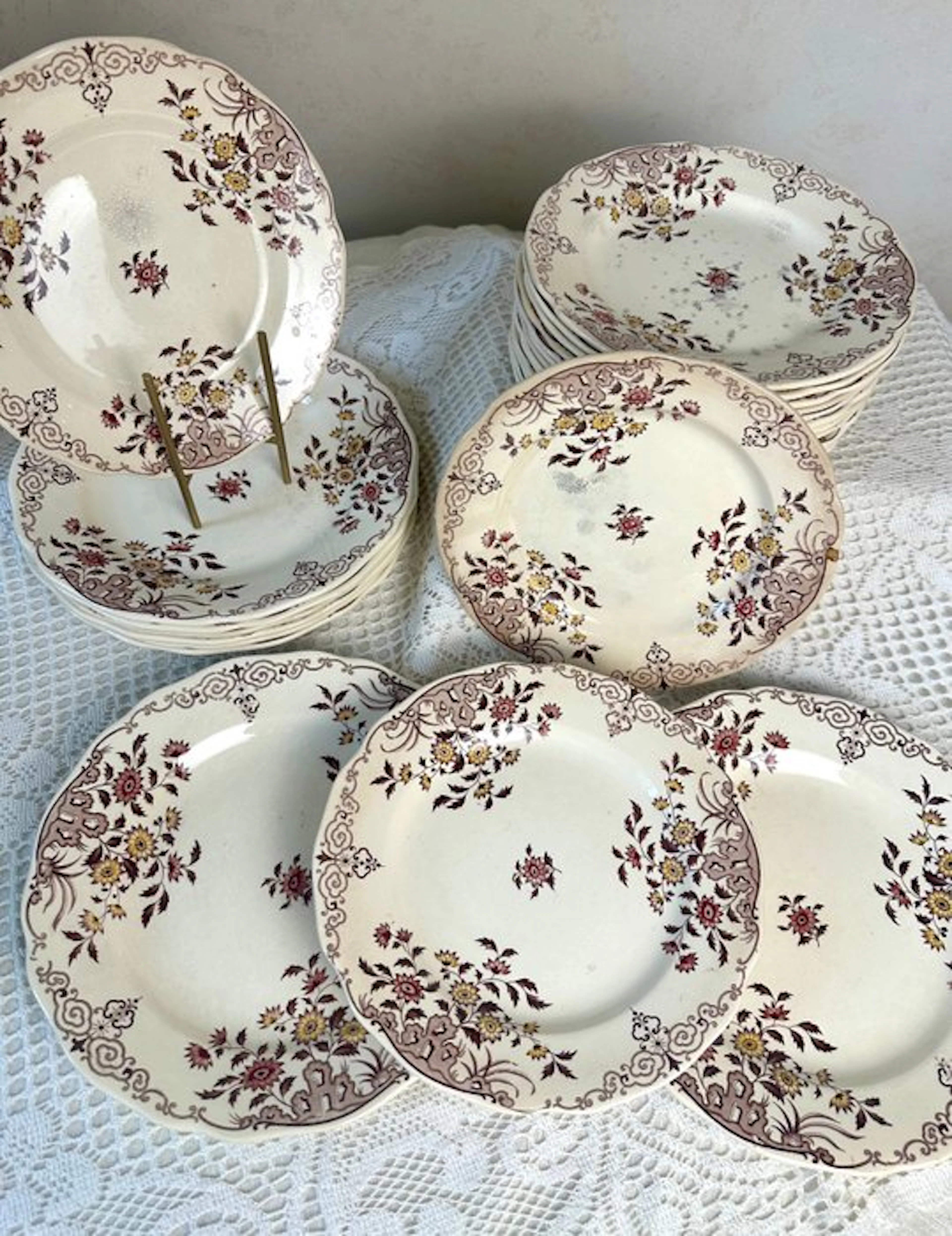 Sarreguemines, & Digoin - Plate (24) - Moscou - Earthenware - Land of Iron
