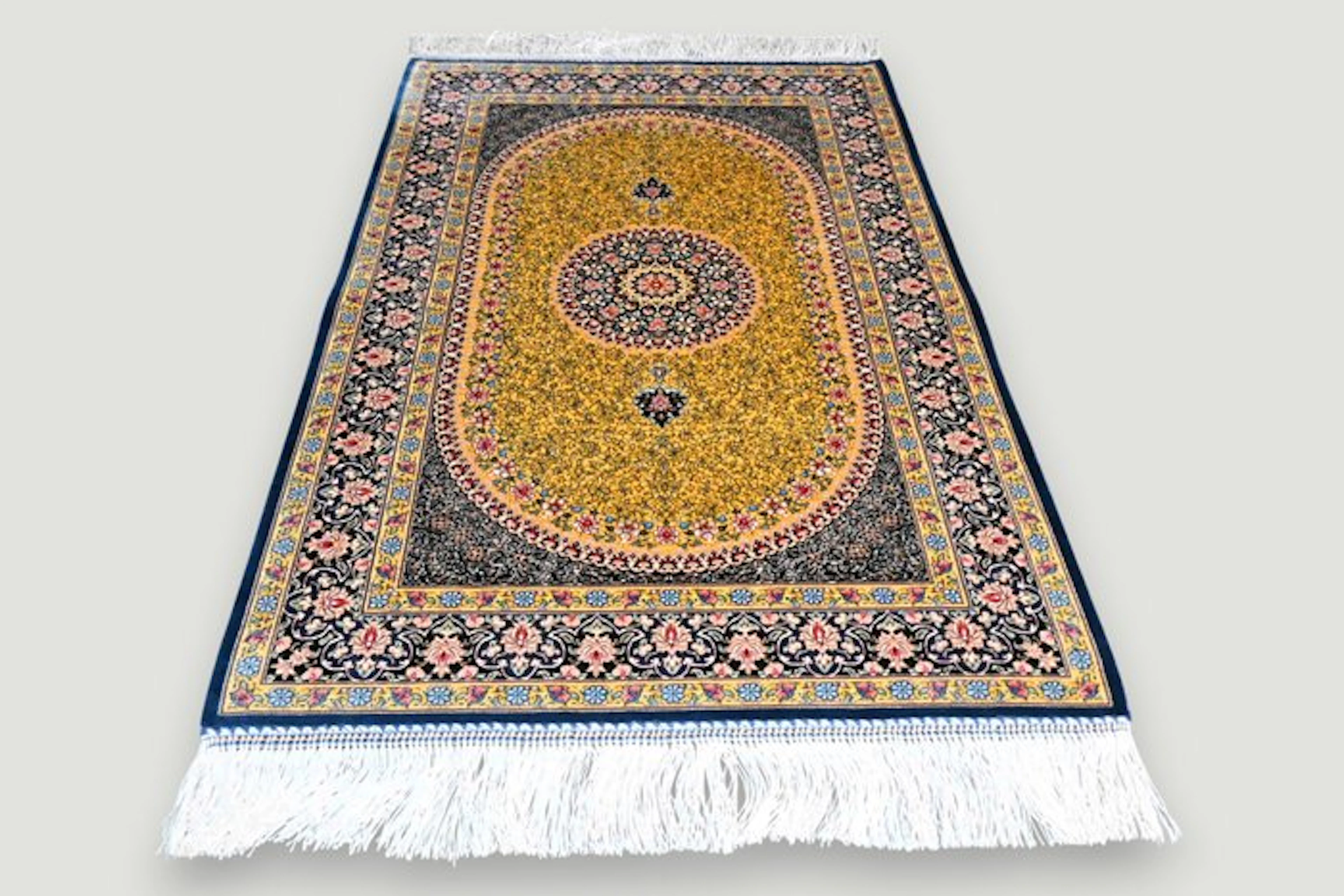 Luxury Silk - Rug - 90 cm - 60 cm - unused condition