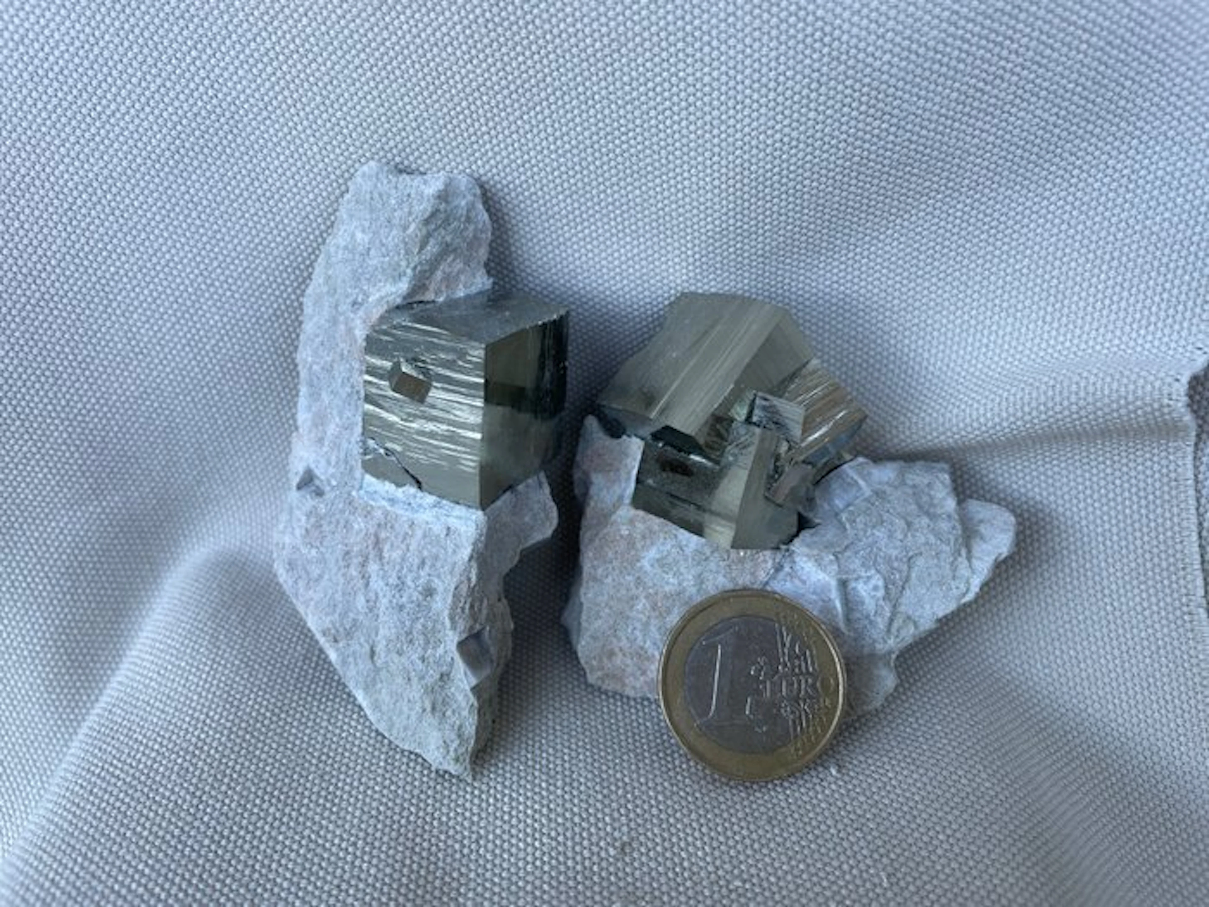 Navajún Pyrites Combo Crystals on matrix- 209 g - (2)