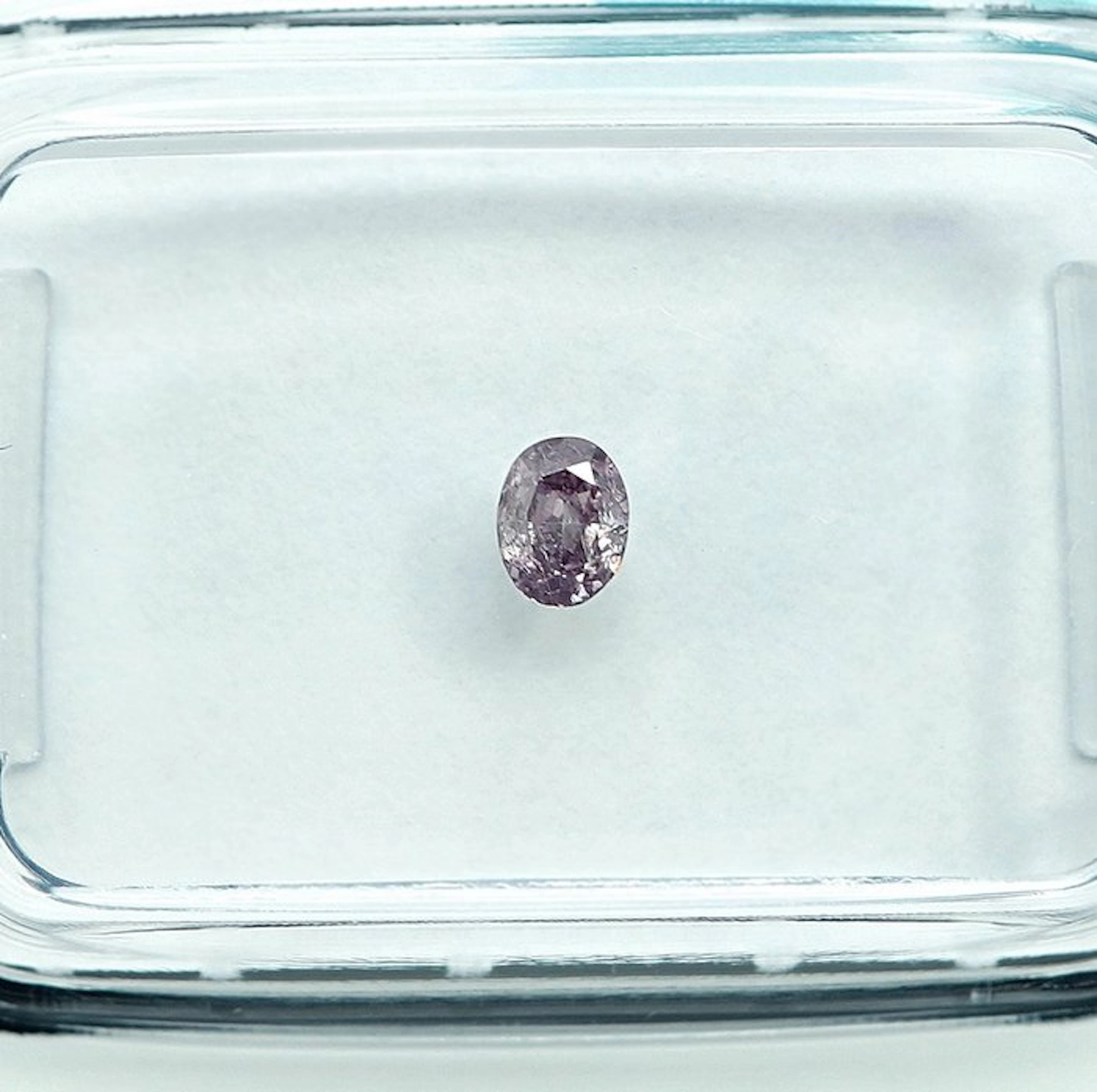 No reserve price - 1 pcs Diamond (Natural coloured)...