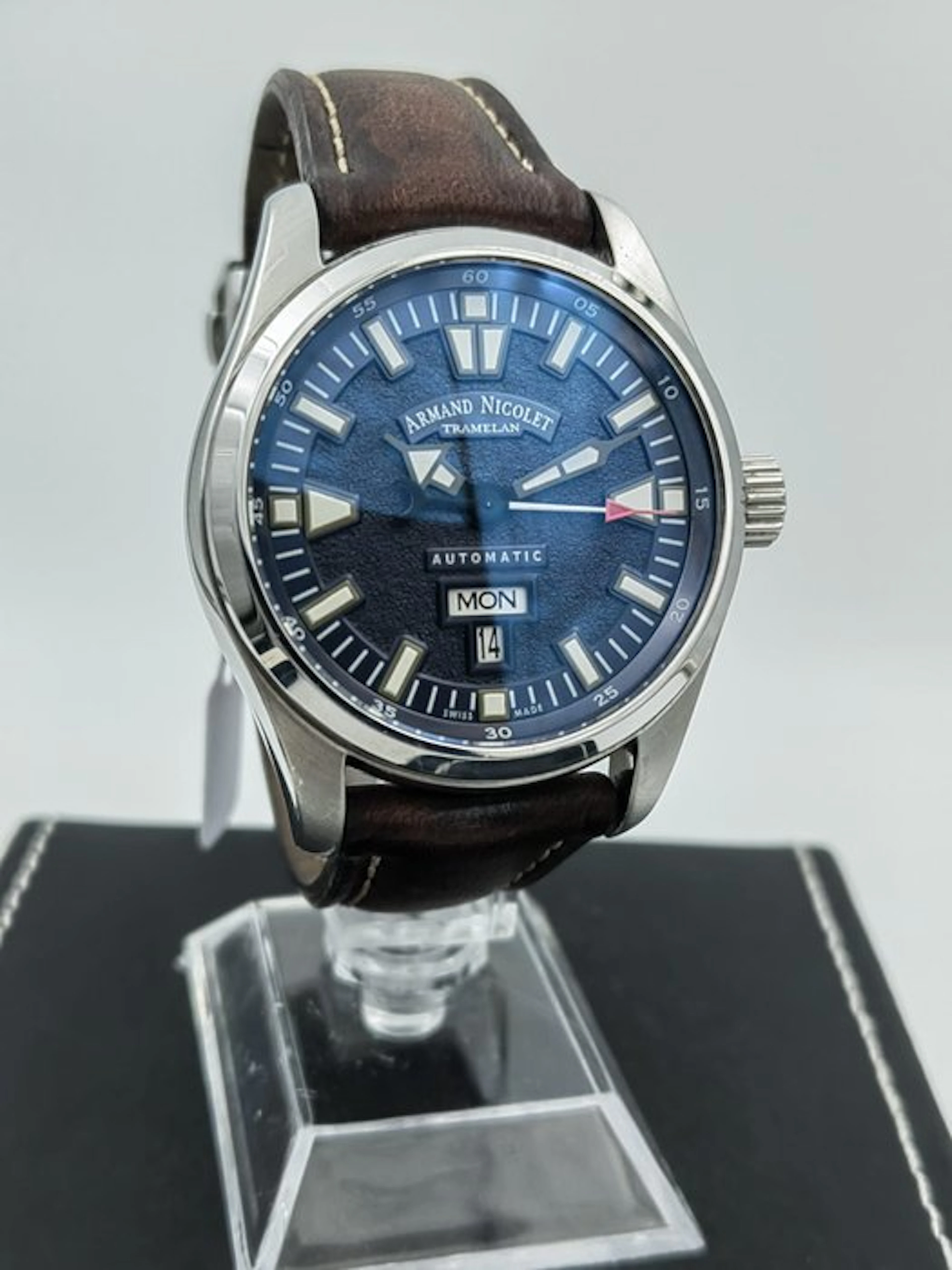 Armand Nicolet - Day-Date – Automatic - No reserve price - Men - 2020-2025
