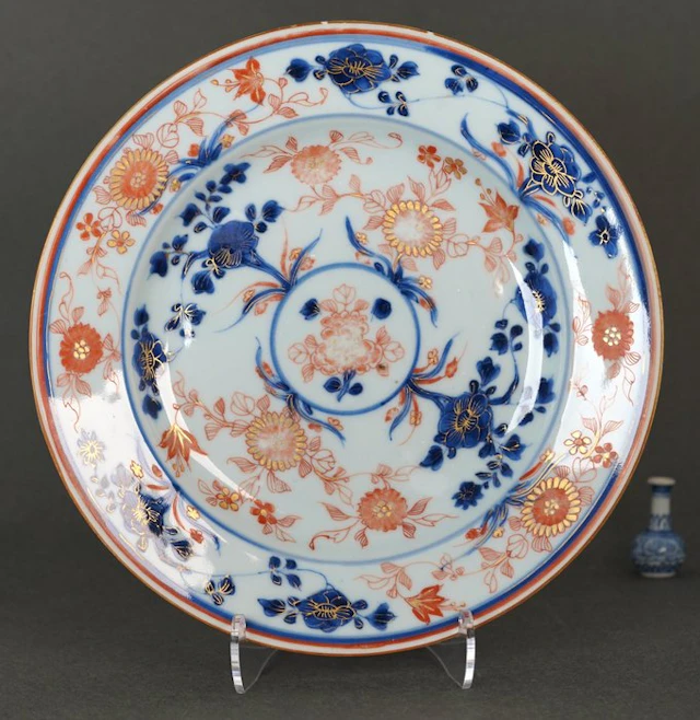 Kangxi (1662-1722) - Plate - Widely Blossoming...