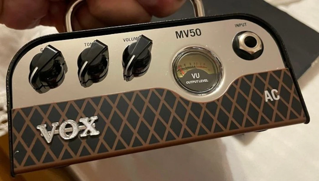 Vox - Number of items: 1 - Guitar amplifier - Vietnam (No reserve price)