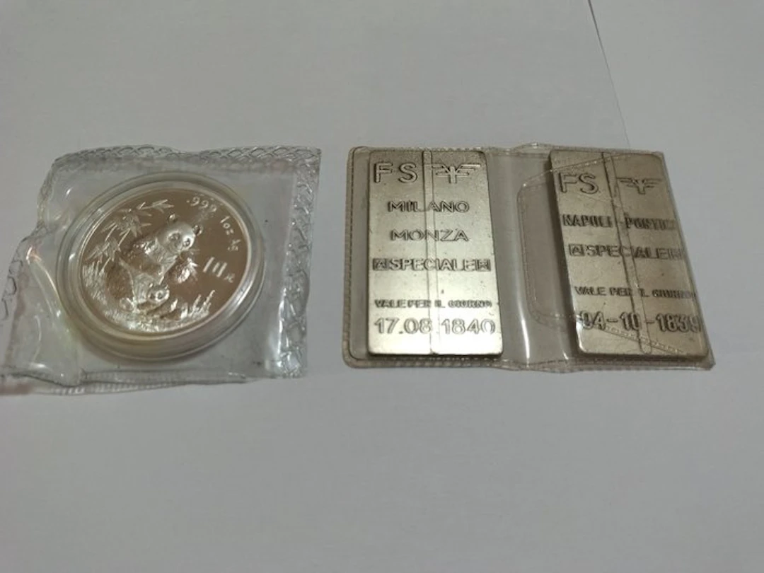 China. 10 Yuan 1996, 1 Oz + 2 x Italian Silver Bars (2 x 1 Oz)