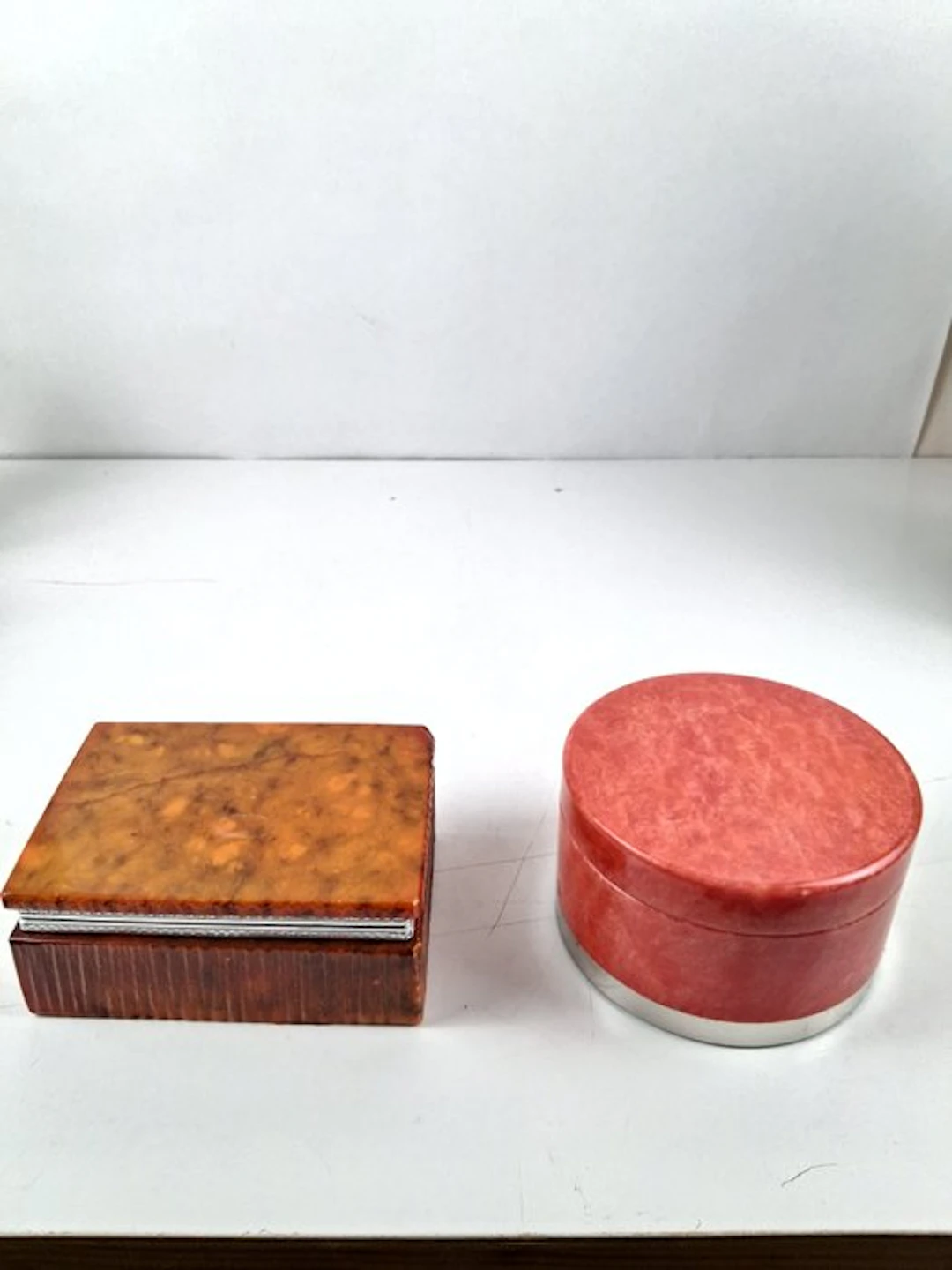 Box (2) - Alabaster
