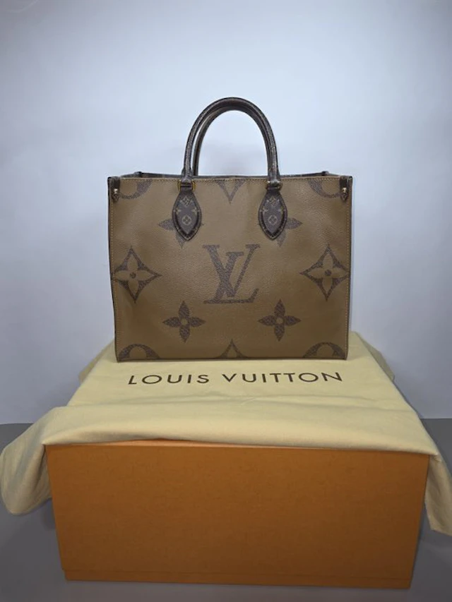 Louis Vuitton - ON THE GO MM - Shoulder bag
