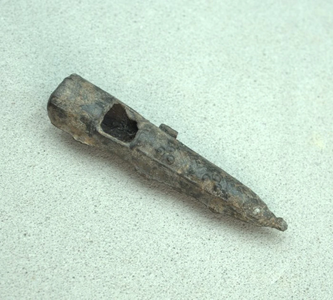 Medieval pewter pilgrim whistle - 38 mm