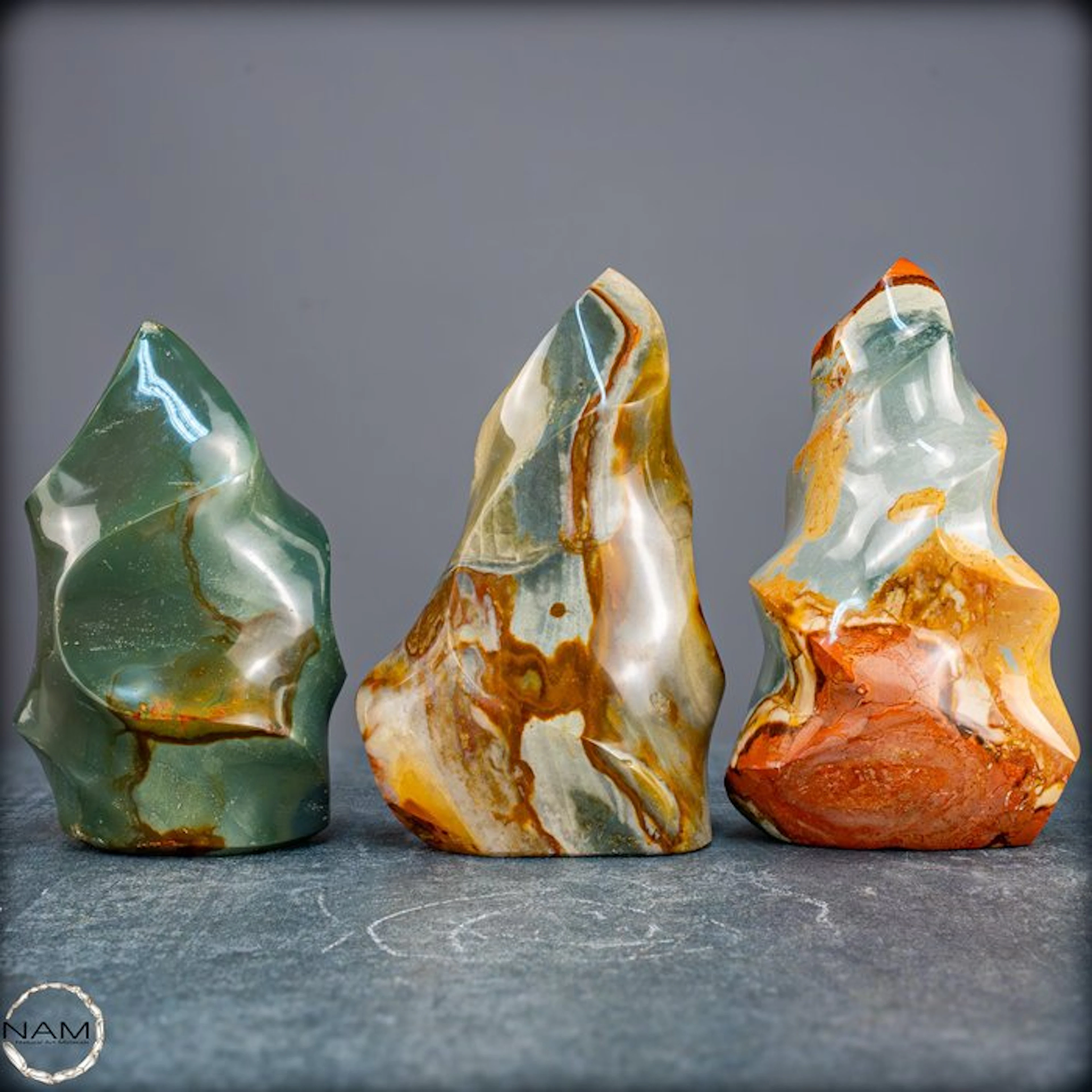 Natural polychrome jasper flames– Nature art in flowing form- 2282.81 g - (3)