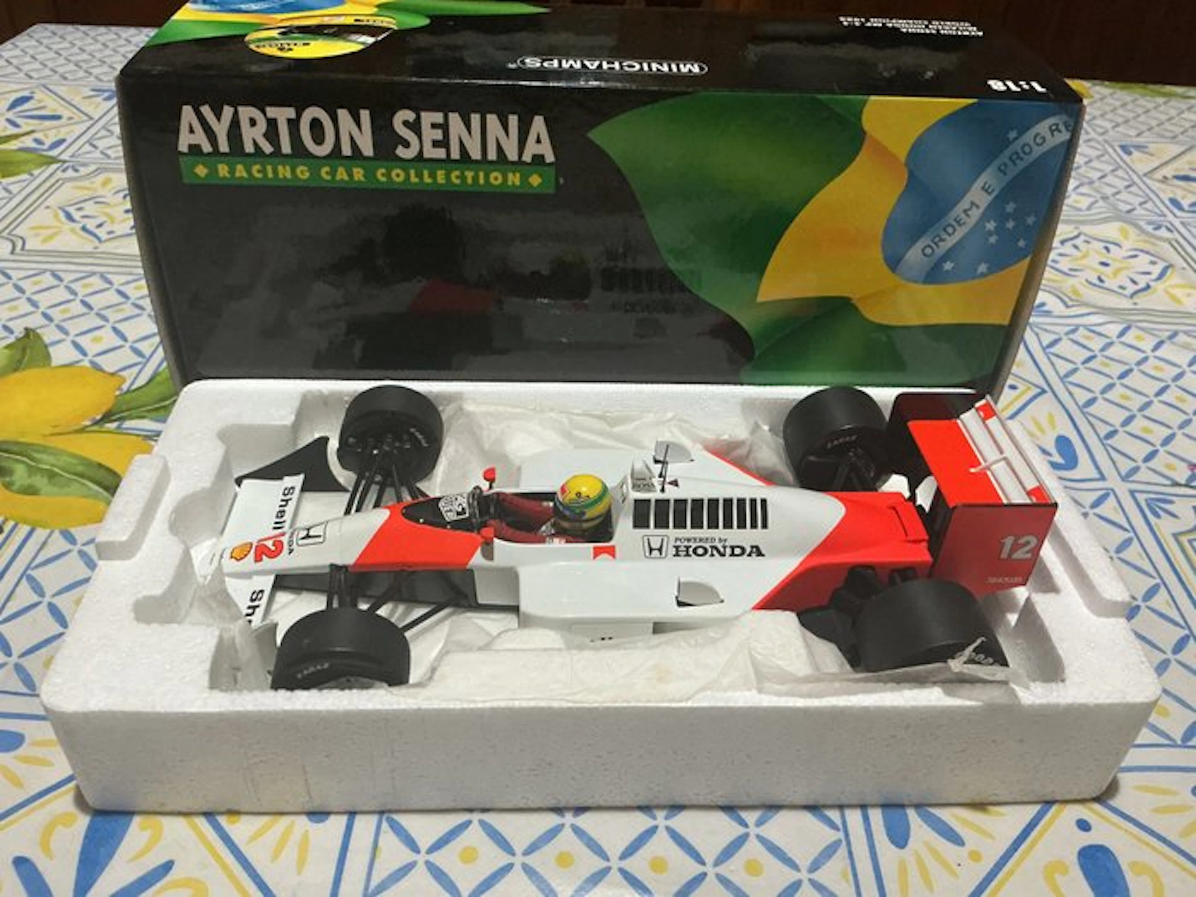 MiniChamps 1:18 - Model car - Ayrton Senna McLaren Honda...