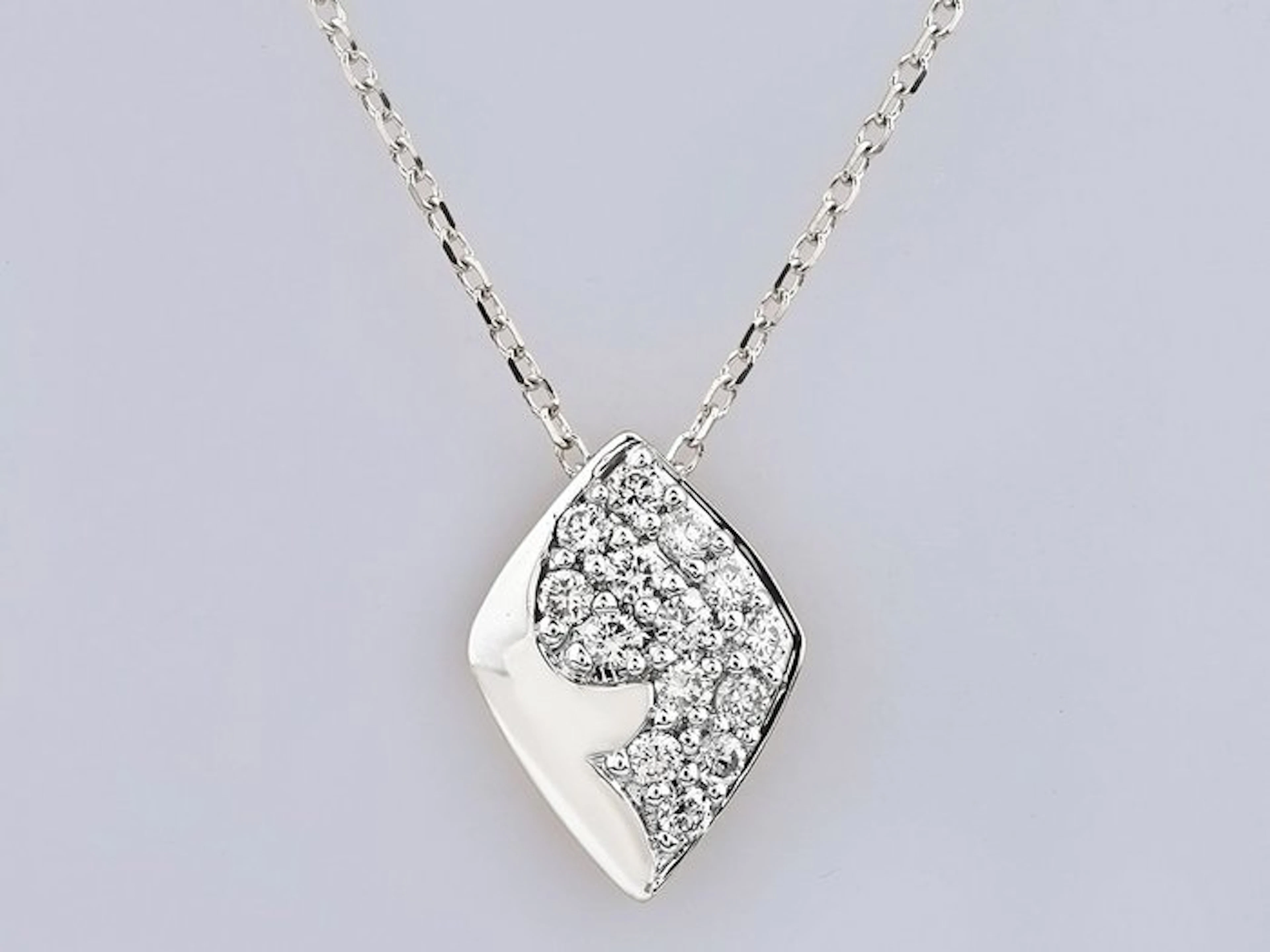 Necklace with pendant - 14 kt. White gold - 0.20ct. tw. Diamond (Natural)