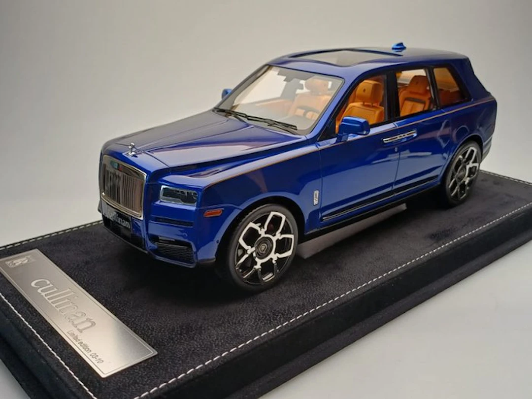 GL Model 1:18 - Model car - Rolls Royce Cullinan...