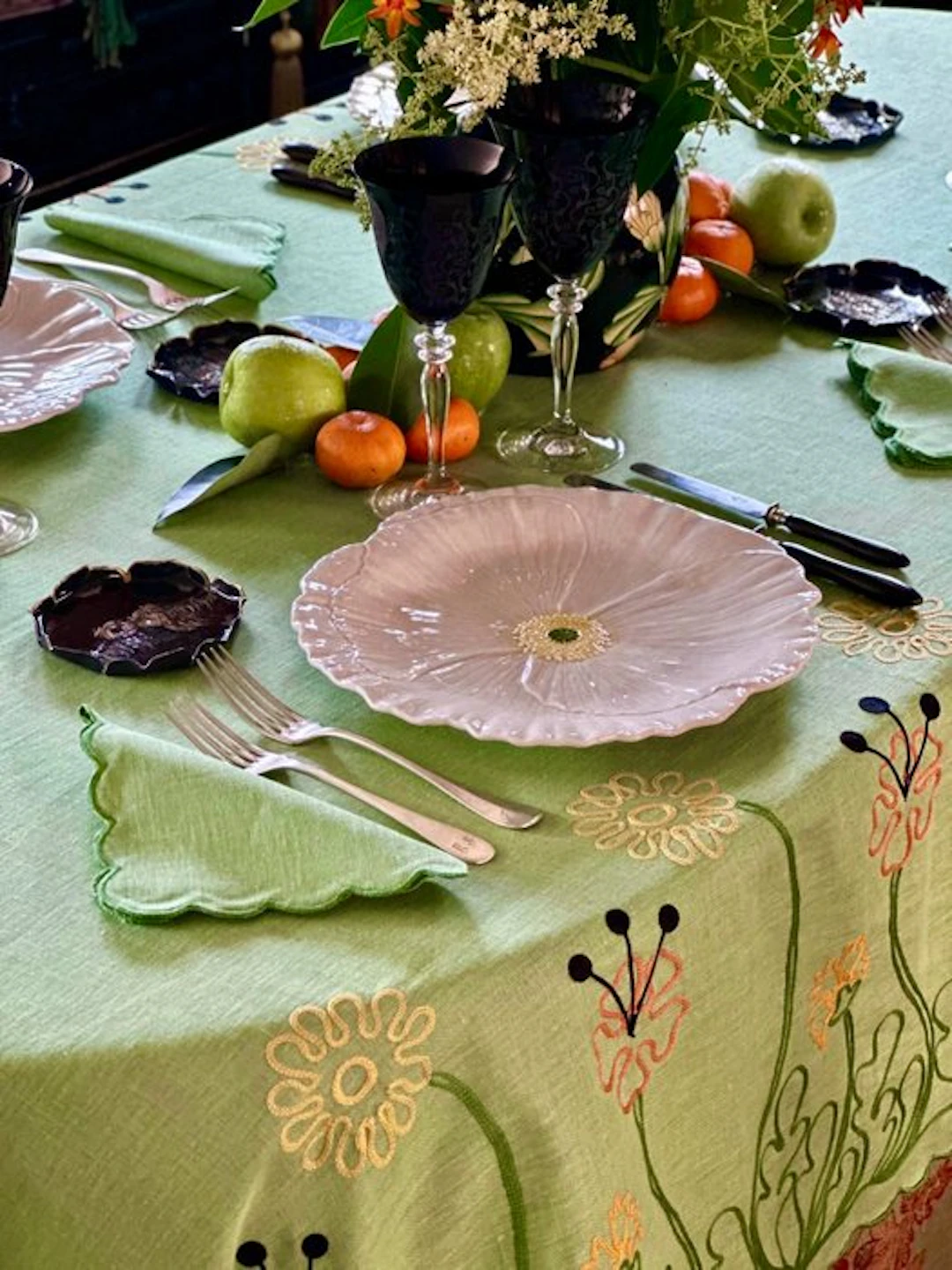 Tablecloth with twelve matching napkins