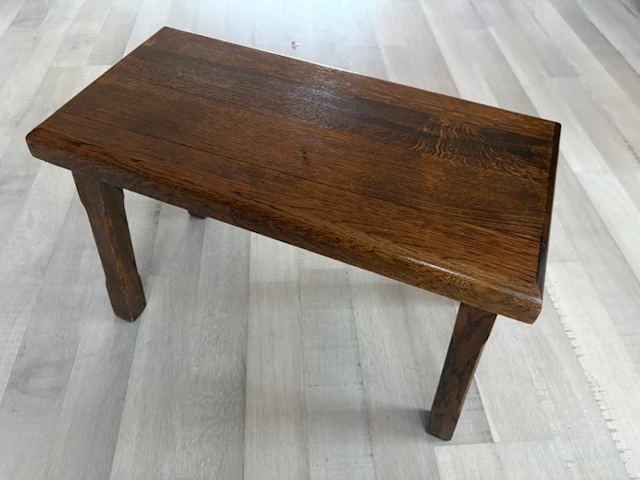 Side table - Oak