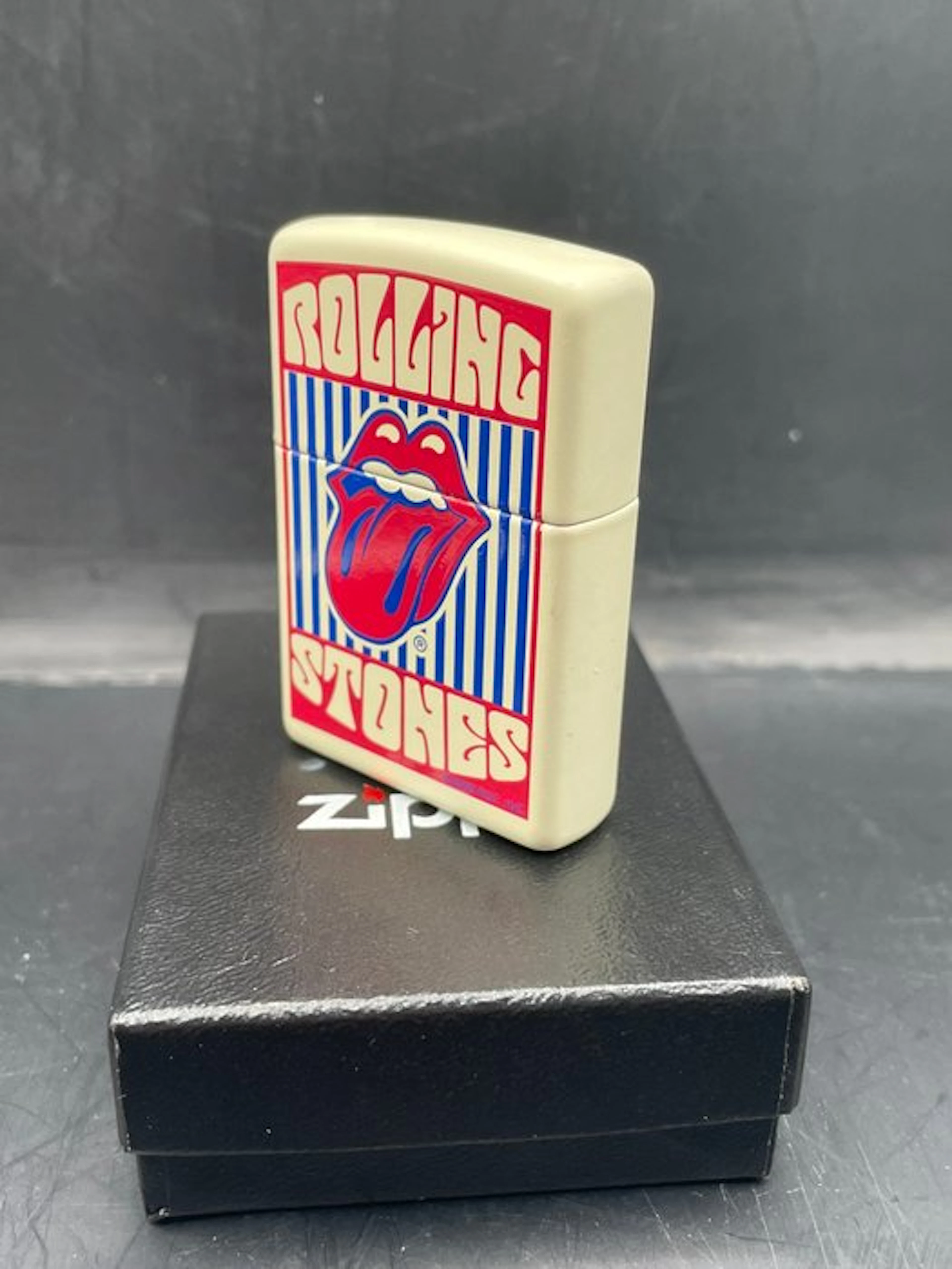 Zippo - ZIPPO ROLLING STONES COLOR - No reserve price...