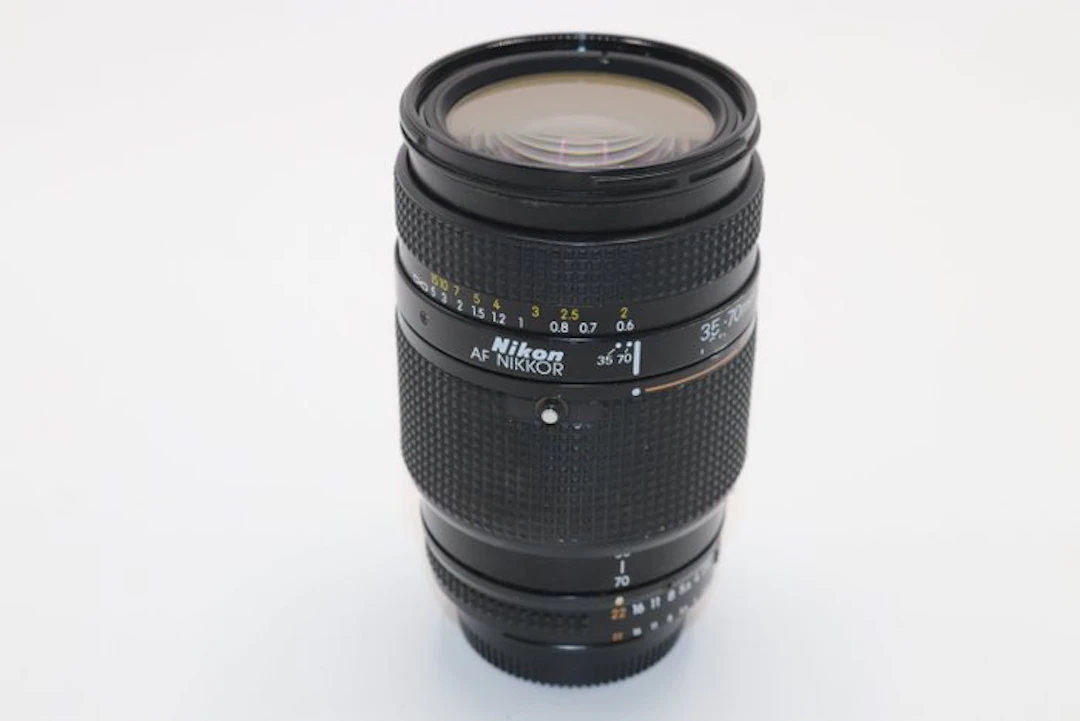 Nikon Nikon AF Nikkor 35-70mm f/2.8D lens Camera lens